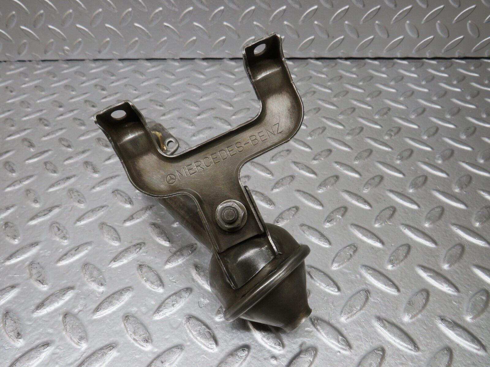 29851 Mercedes-Benz W123 230E Oil Pump Filter