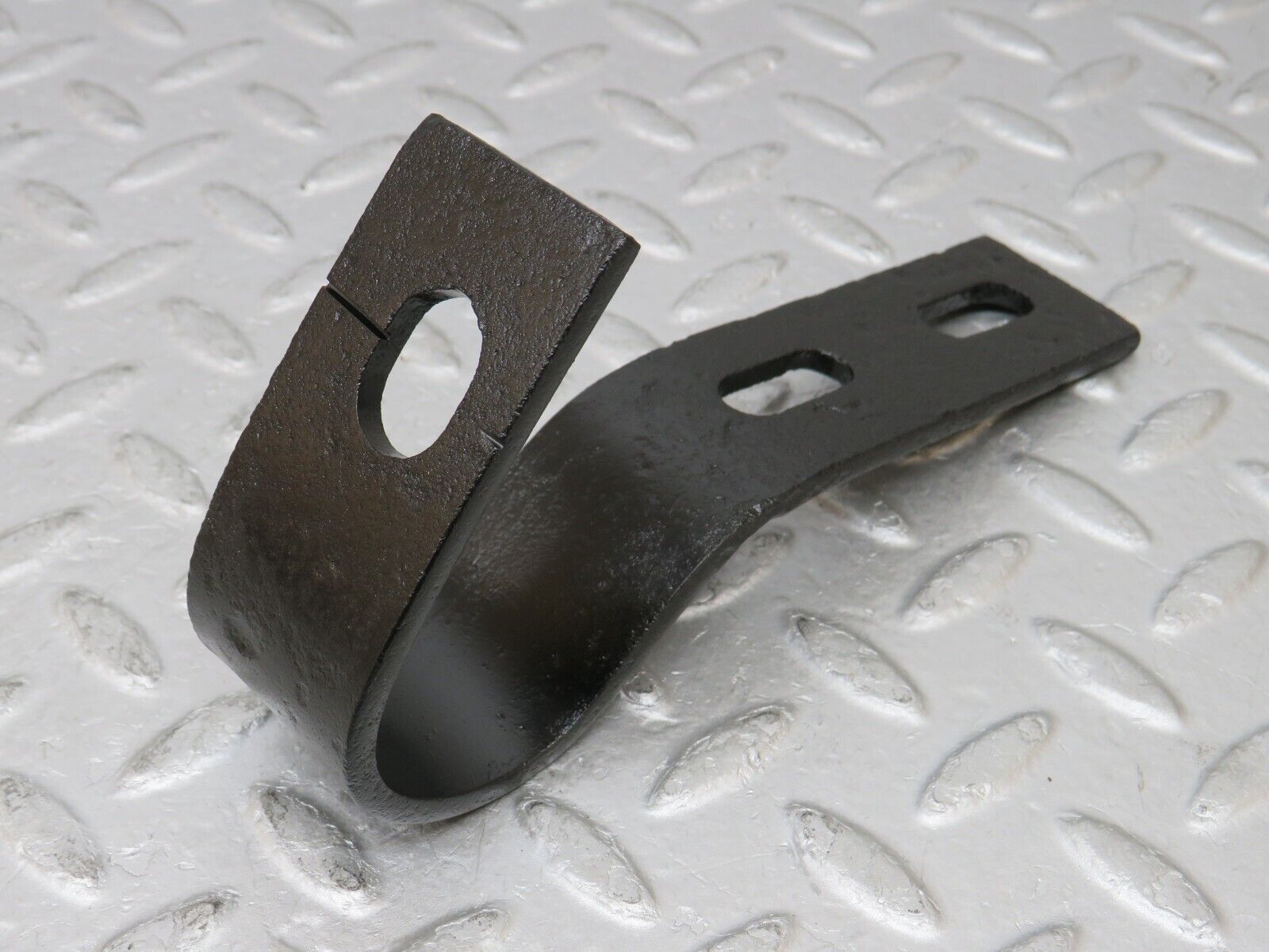 35709 Mercedes-Benz W108 Front Bumper Bracket Left Side