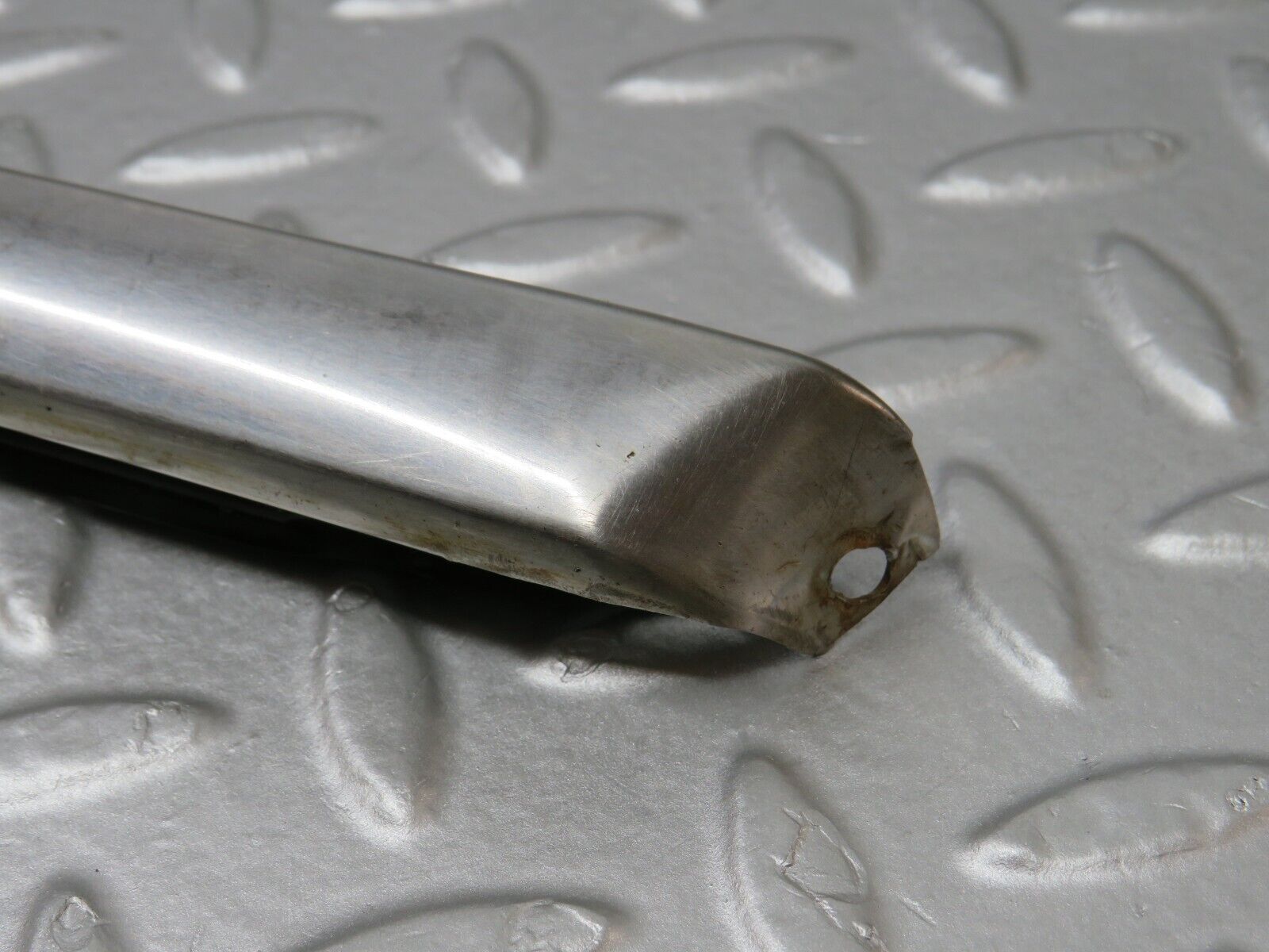 37441 Mercedes-Benz W109 300SEL Right Skirt Chrome Trim Strip