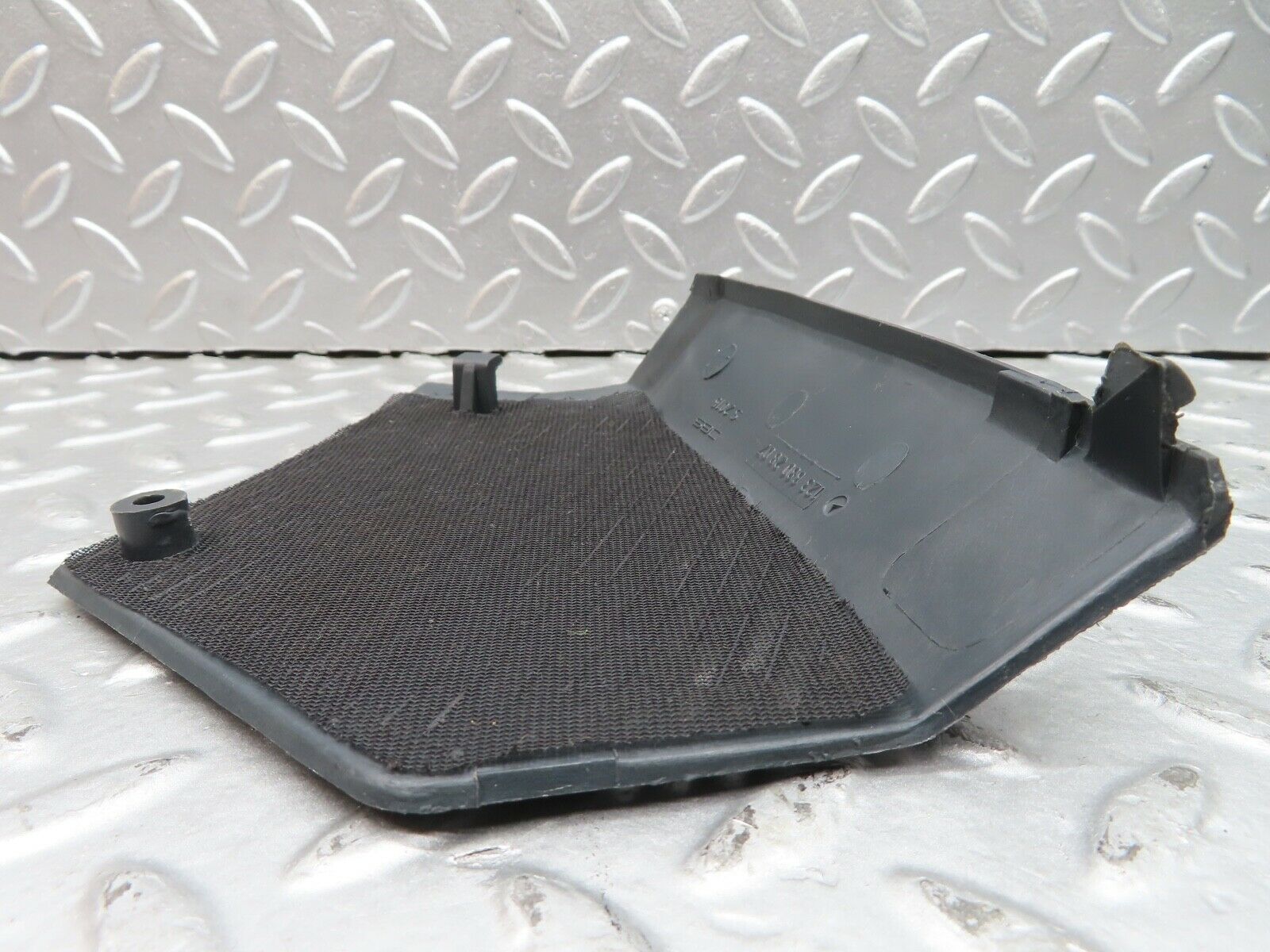 21217 Mercedes-Benz W123 230E Dashboard Speaker Covers 1236802707