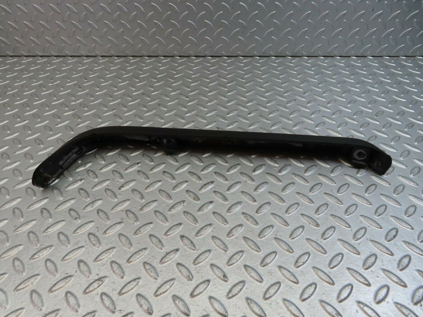 9608 Mercedes-Benz C123 280CE Coupe Tail Light Moulding Trim Left Side