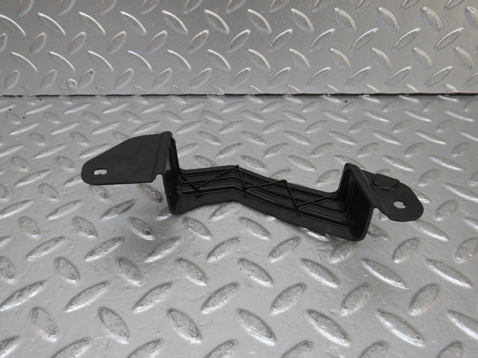 25037 Mercedes-Benz W140 S320 Door Speaker Bracket Right 1408270216