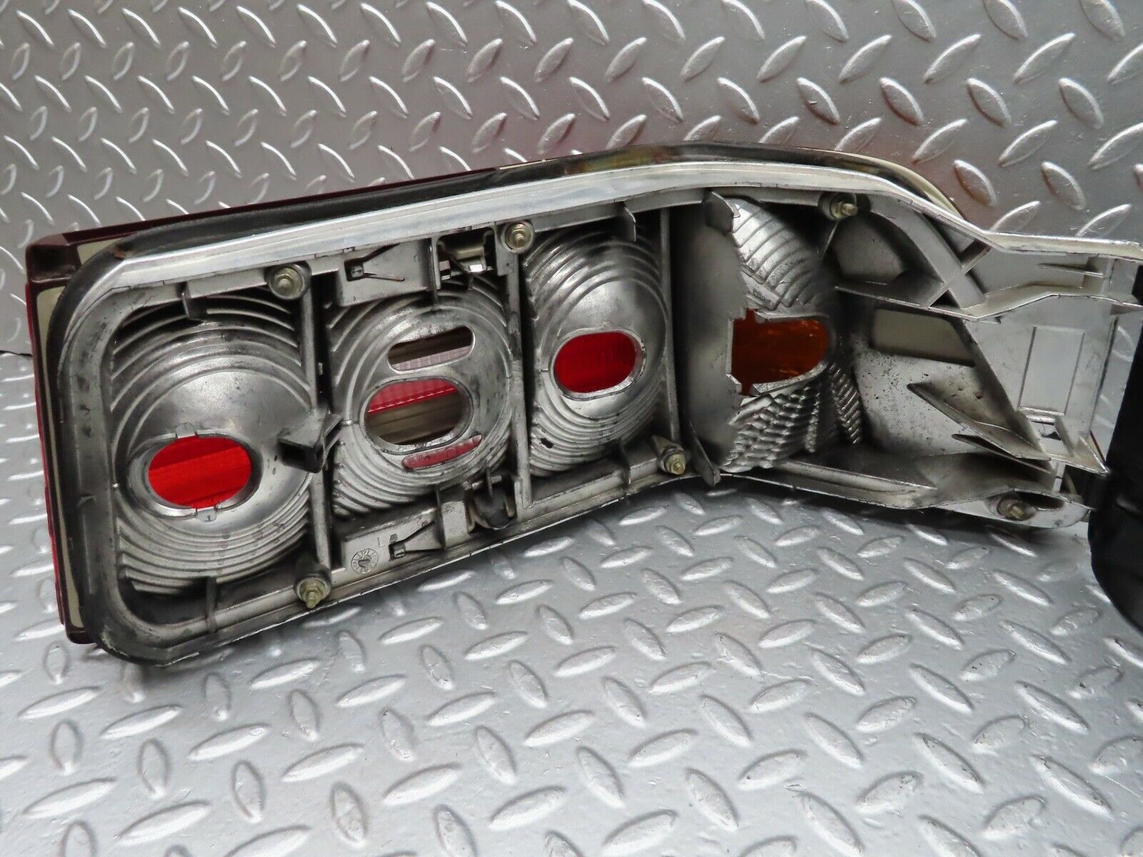 19885 Mercedes-Benz R129 300SL Coupe Tail Light Left Side