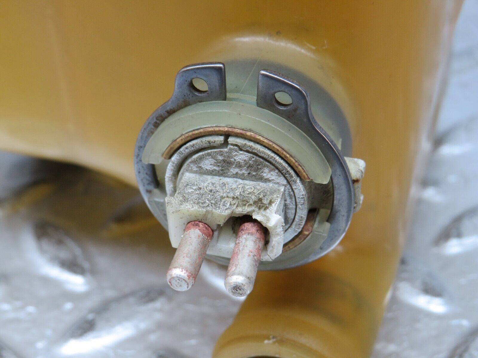 31848 Mercedes-Benz W201 190LE 1.8L Coolant Tank Reservoir 1245000649 1245000406