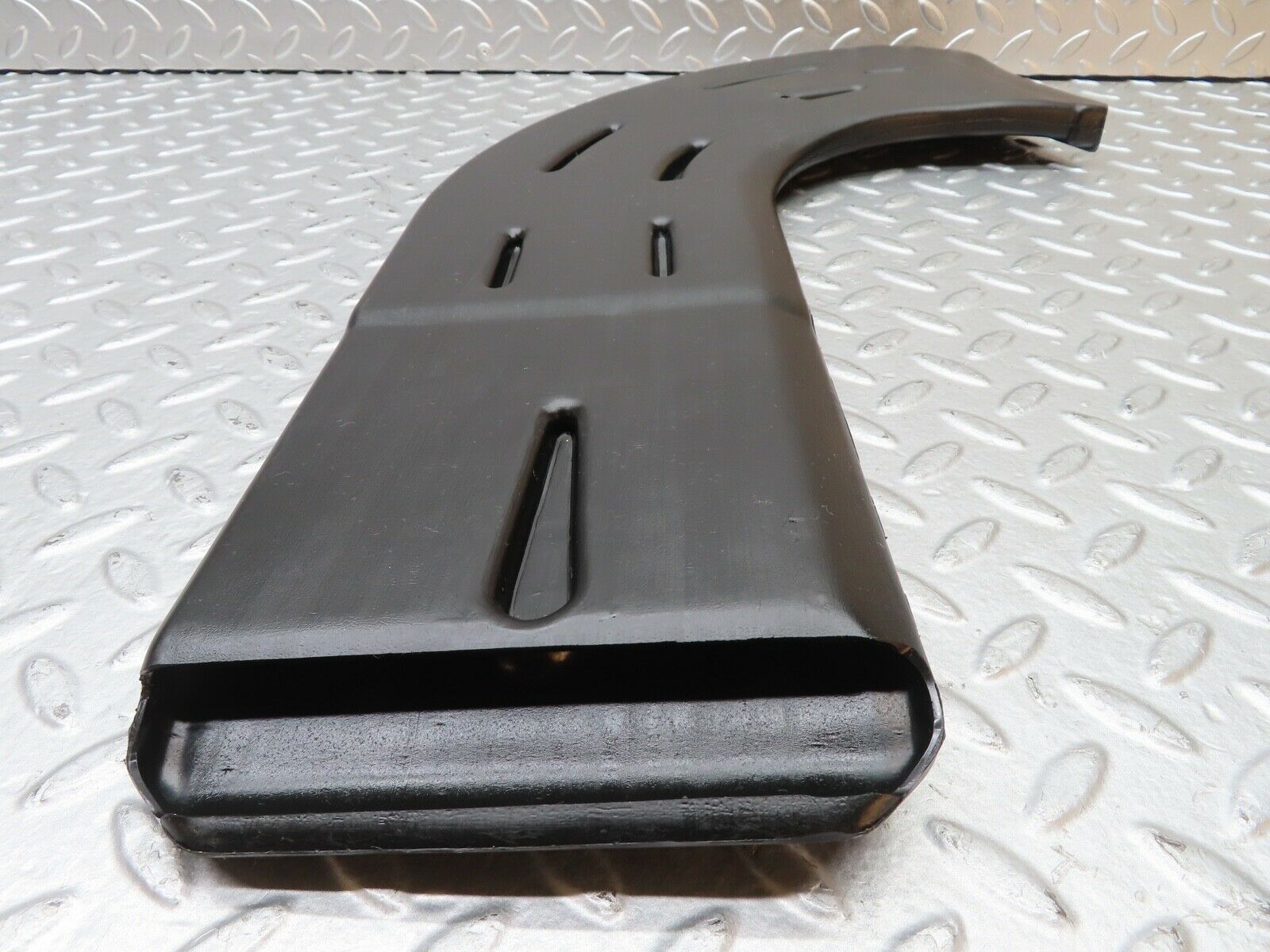 21160 Mercedes-Benz W123 230E Air Duct Heater Ventilation Right 1238311046