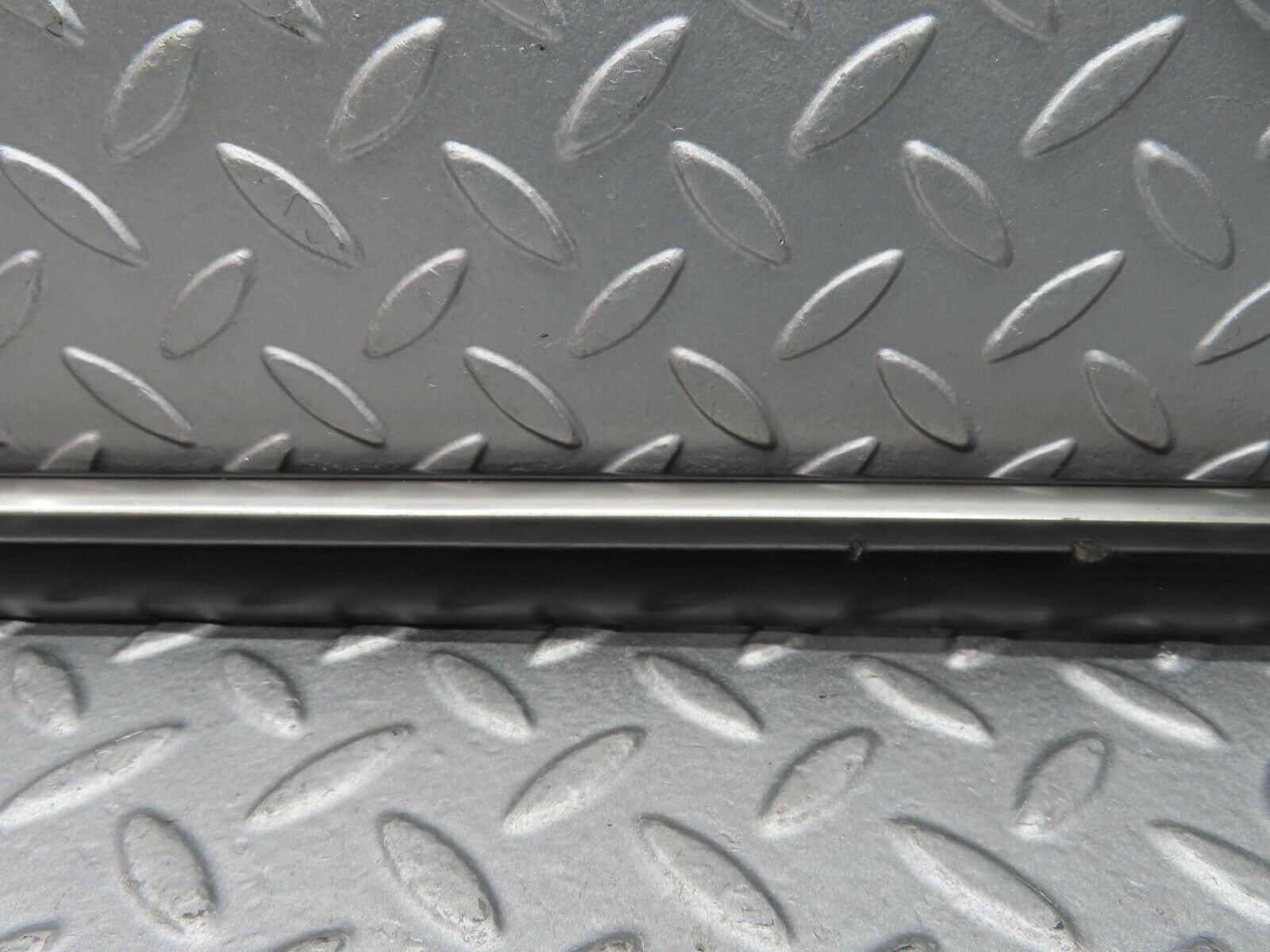 14491 Mercedes-Benz W116 350SE Rear Right Door Centre Moulding Trim