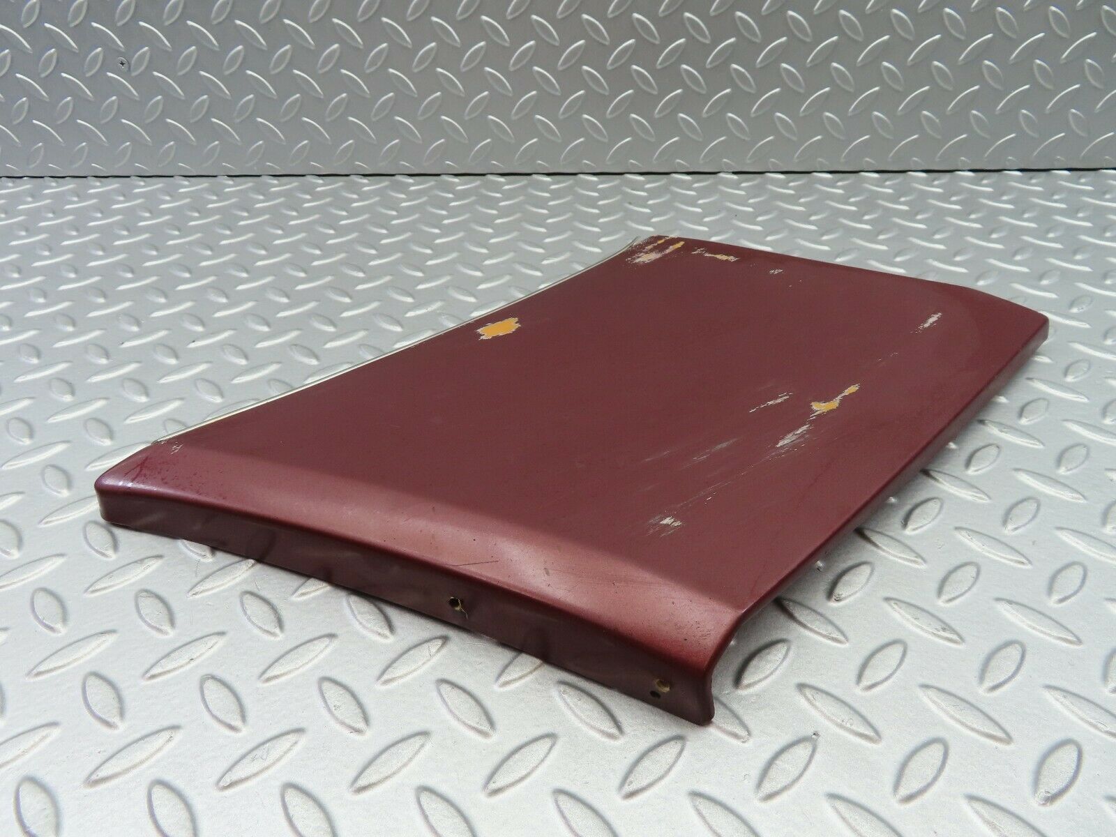 6591 Mercedes-Benz S124 E220 Wagon Front Left Fender Wing Moulding Trim 1246901340