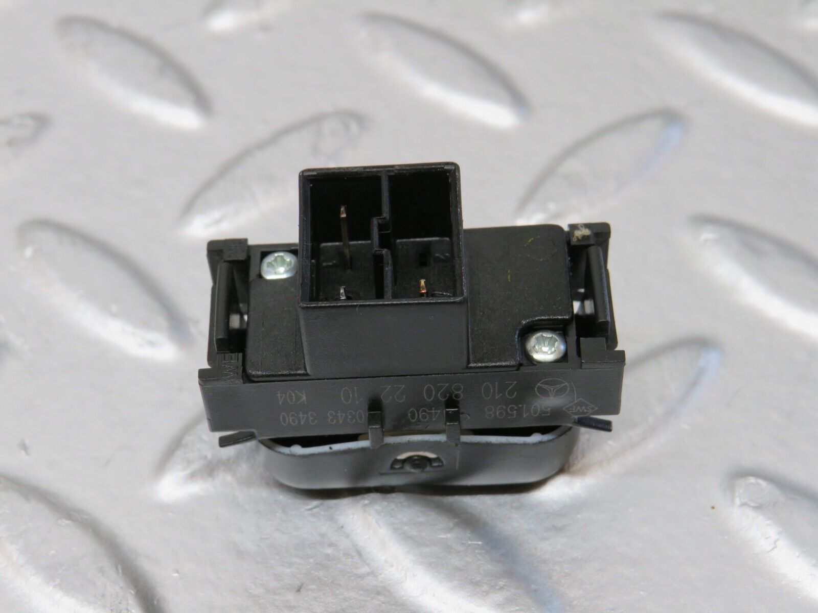 34962 Mercedes-Benz W210 320E Headlight Washer Switch 2108202210