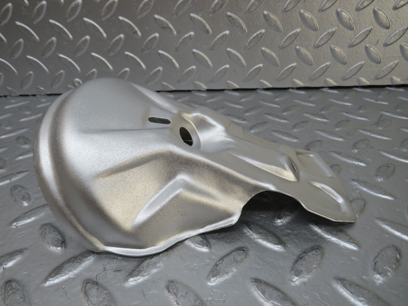 26689 Mercedes-Benz C124 220CE Coupe Engine Mount Bracket Heat Shield