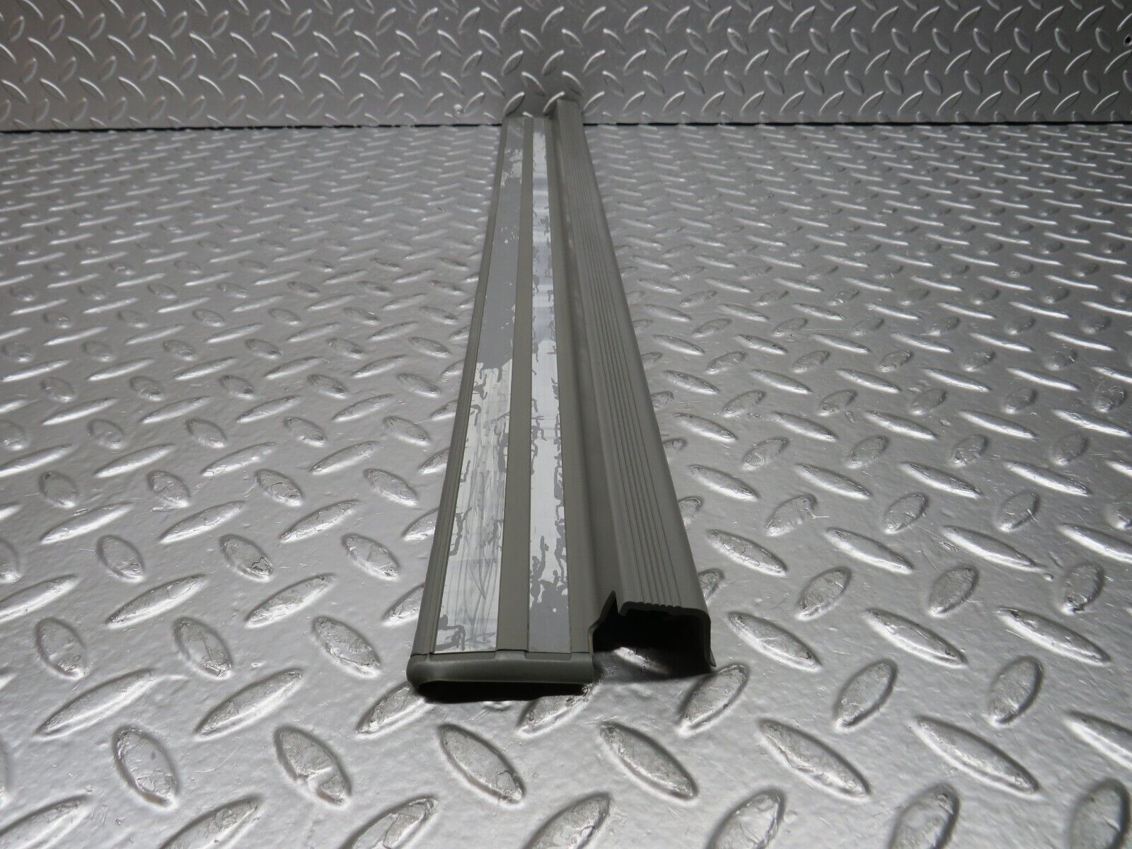 30447 Mercedes-Benz W124 230E Front Right Door Sill Trim