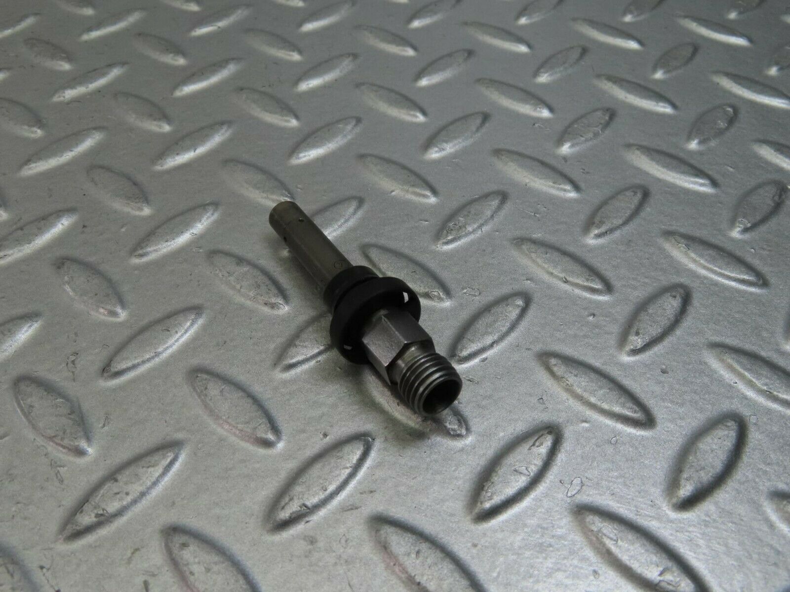 9462 Mercedes-Benz C124 300CE Coupe Fuel Injector Bosch 0437502010