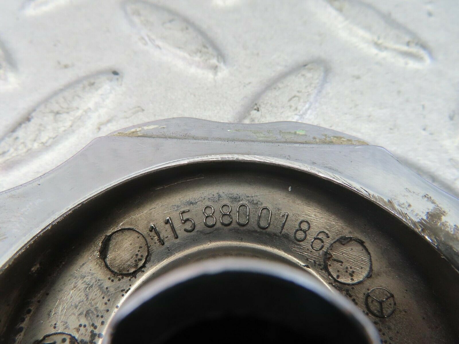 8706 Mercedes-Benz W115 Front Emblem Badge Base Holder 1158800186