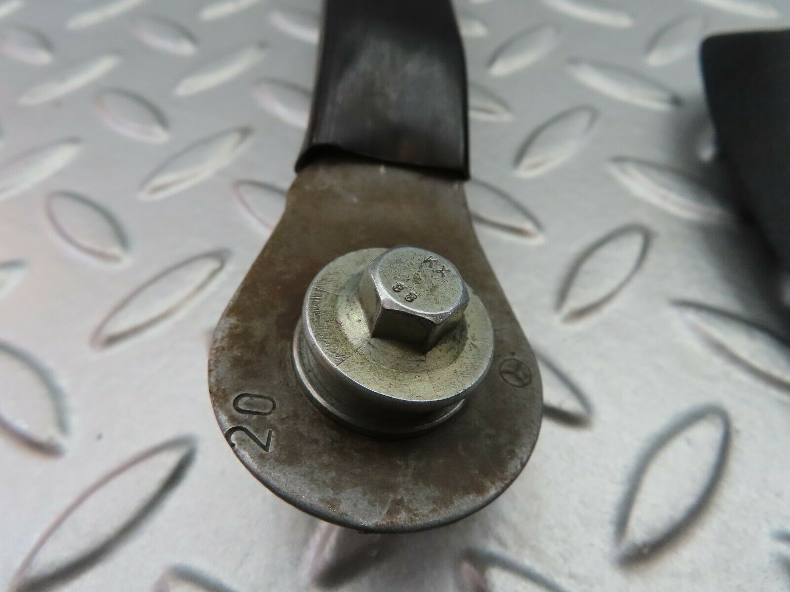 6599 Mercedes-Benz S124 E220 Wagon Seat Belt Runner With Cover 1249193520