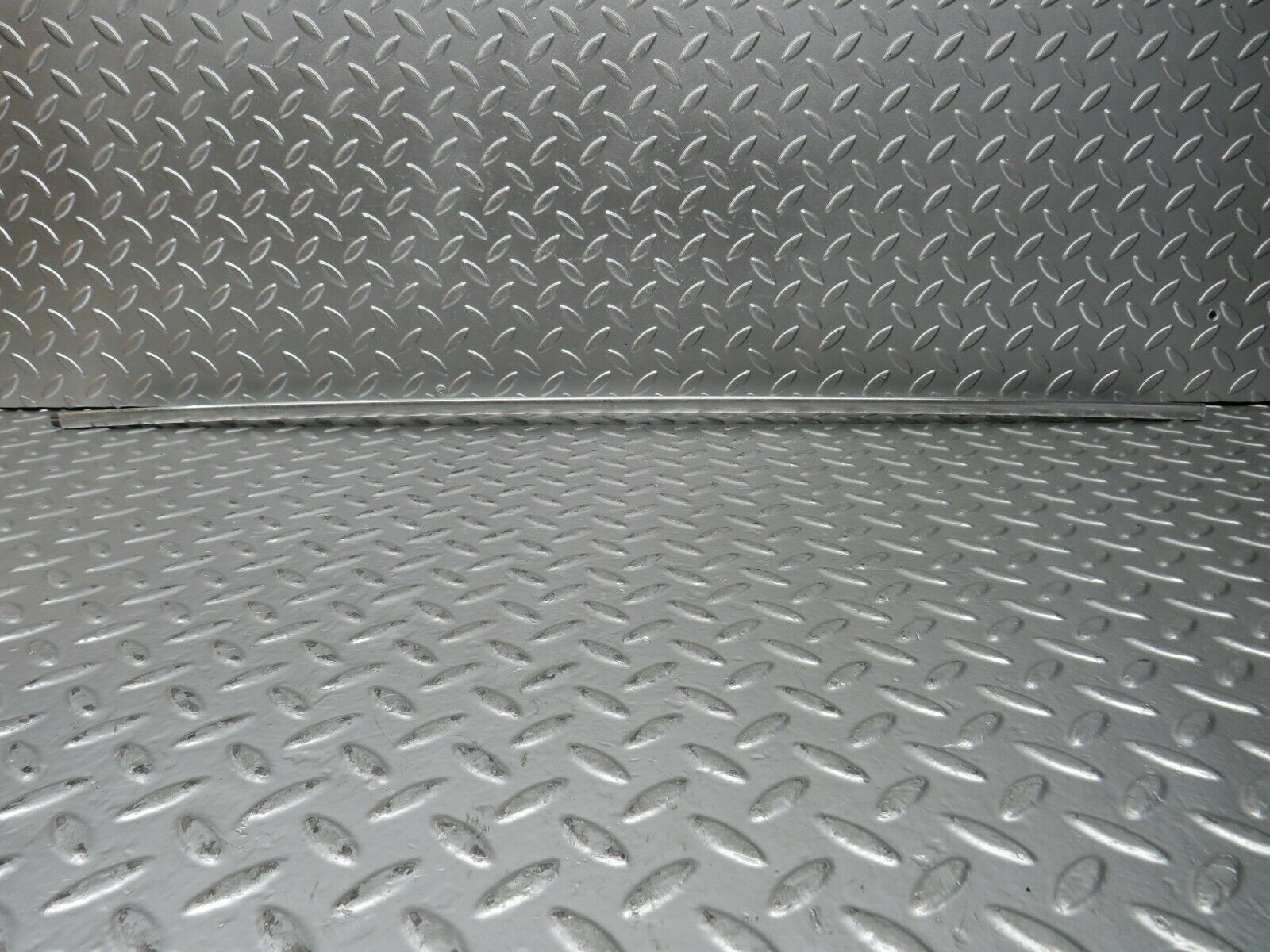 23365 Mercedes-Benz W116 350SE Roof Chrome Trim Right Side