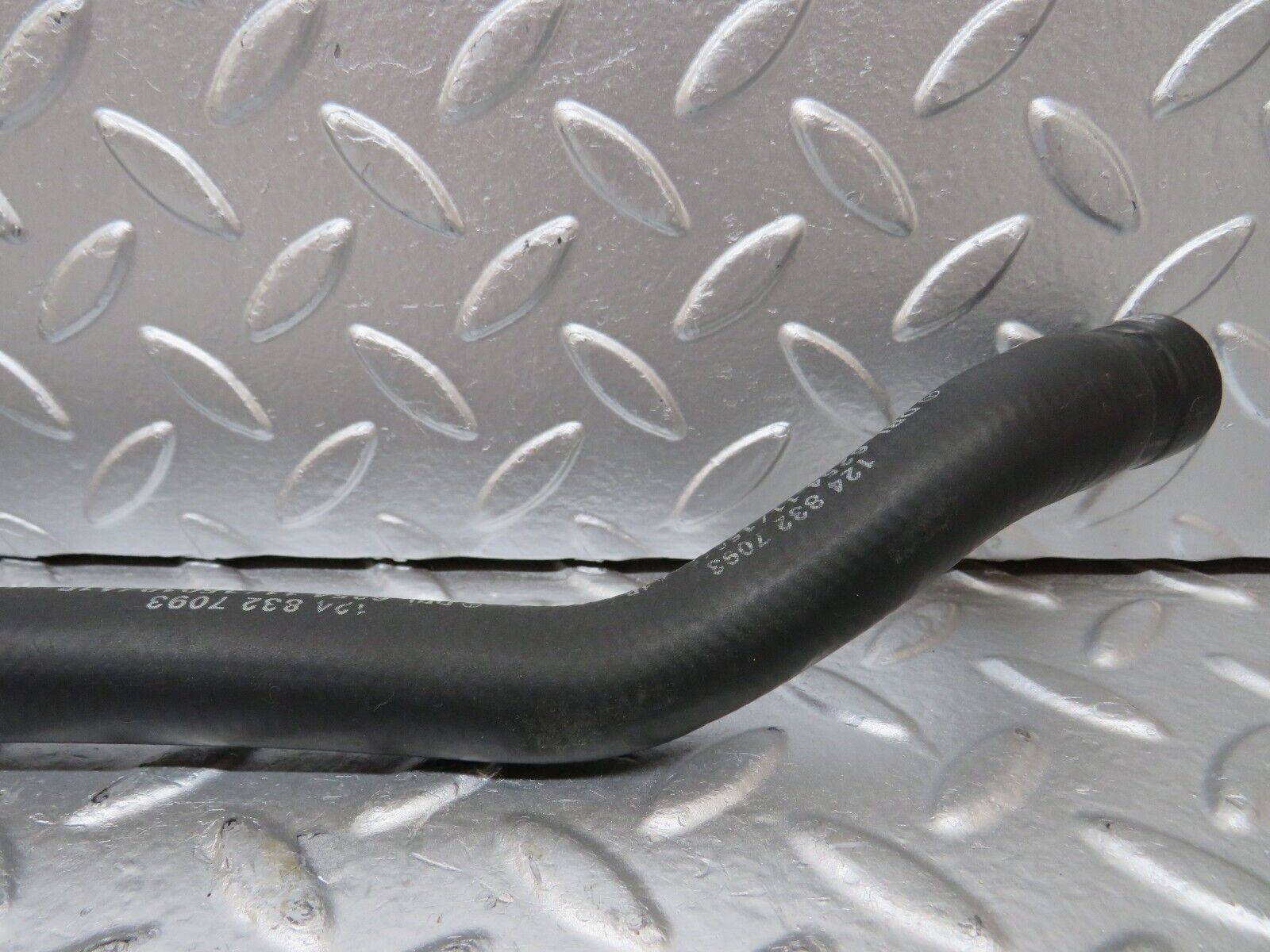 25796 Mercedes-Benz W124 280E Heater Hose 1248327093