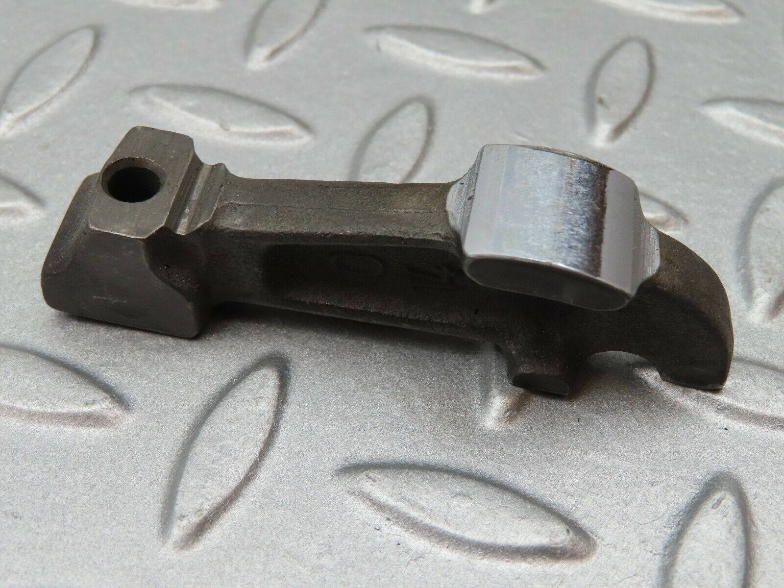 3539 Mercedes-Benz W108 280SE Valve Rocker Arm With Retaining Spring