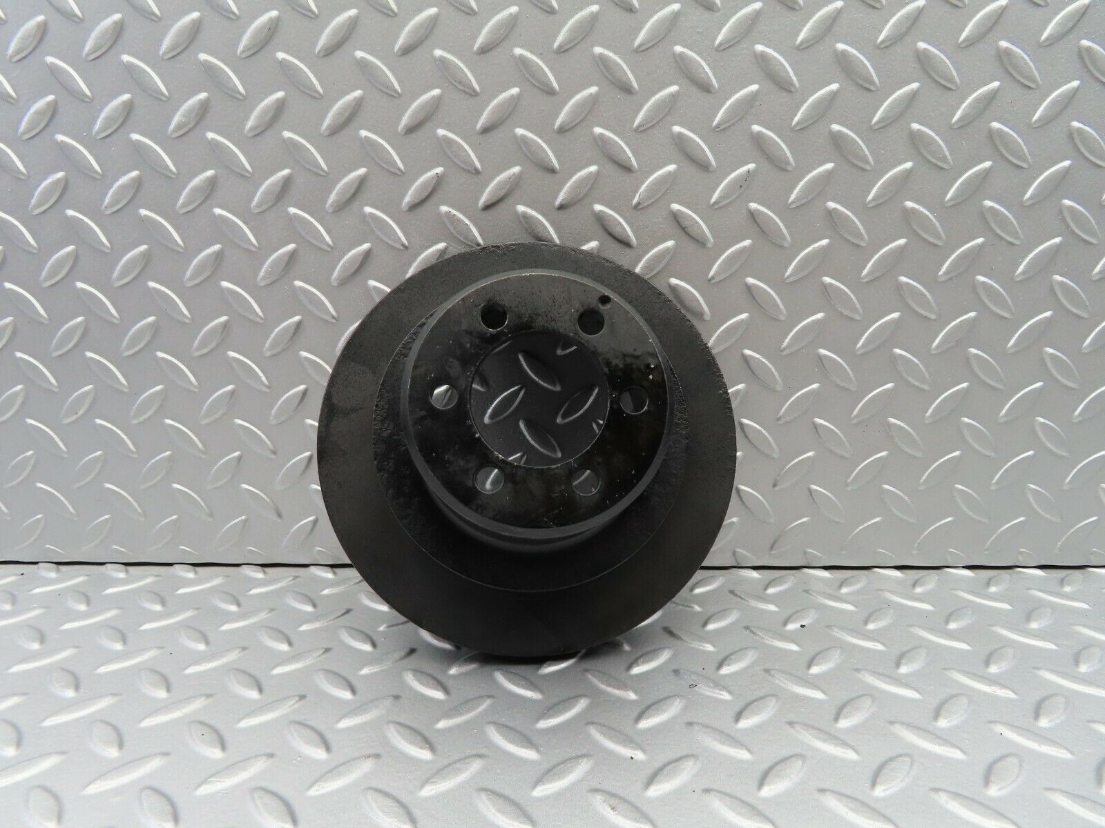 6399 Mercedes-Benz W126 380SE Crankshaft Pulley