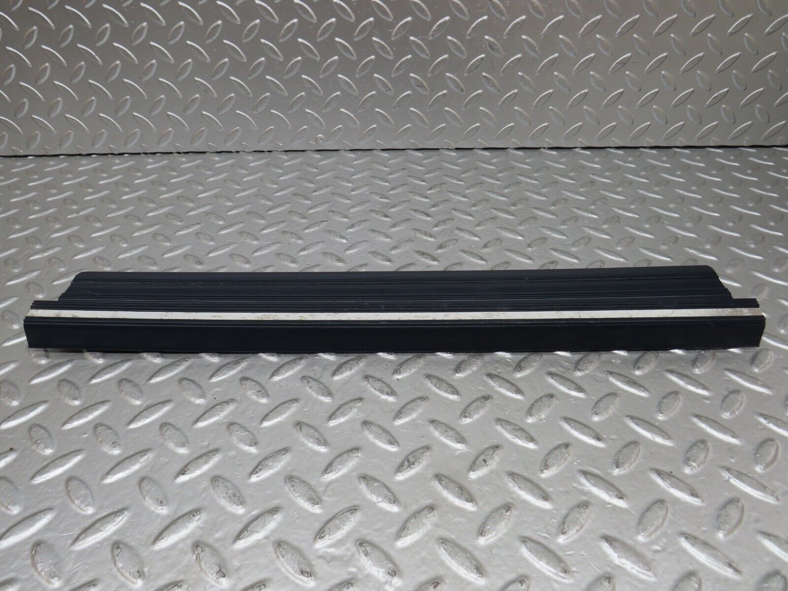 26778 Mercedes-Benz W123 240D Rear Left Door Sill Trim Blue