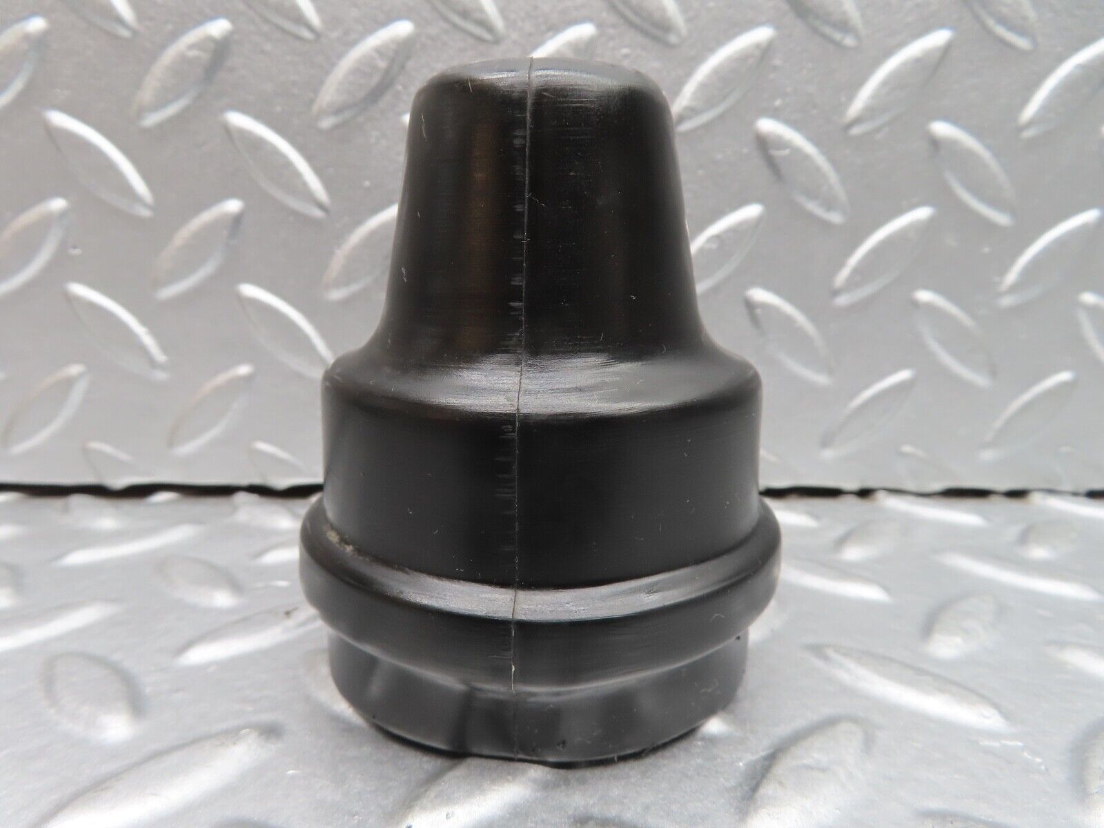 28757 Mercedes-Benz W123 230E Ignition Coil Protective Cap 0001581785