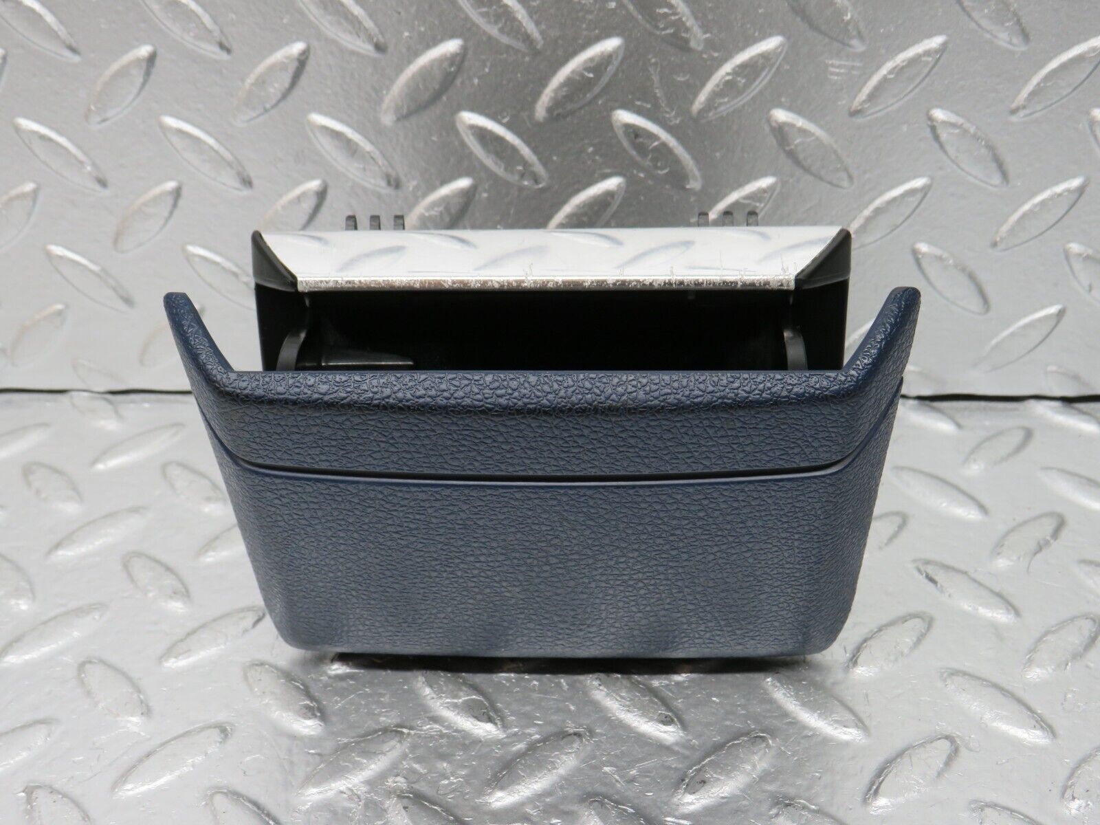 31021 Mercedes-Benz W123 230E Rear Door Ashtray Blue