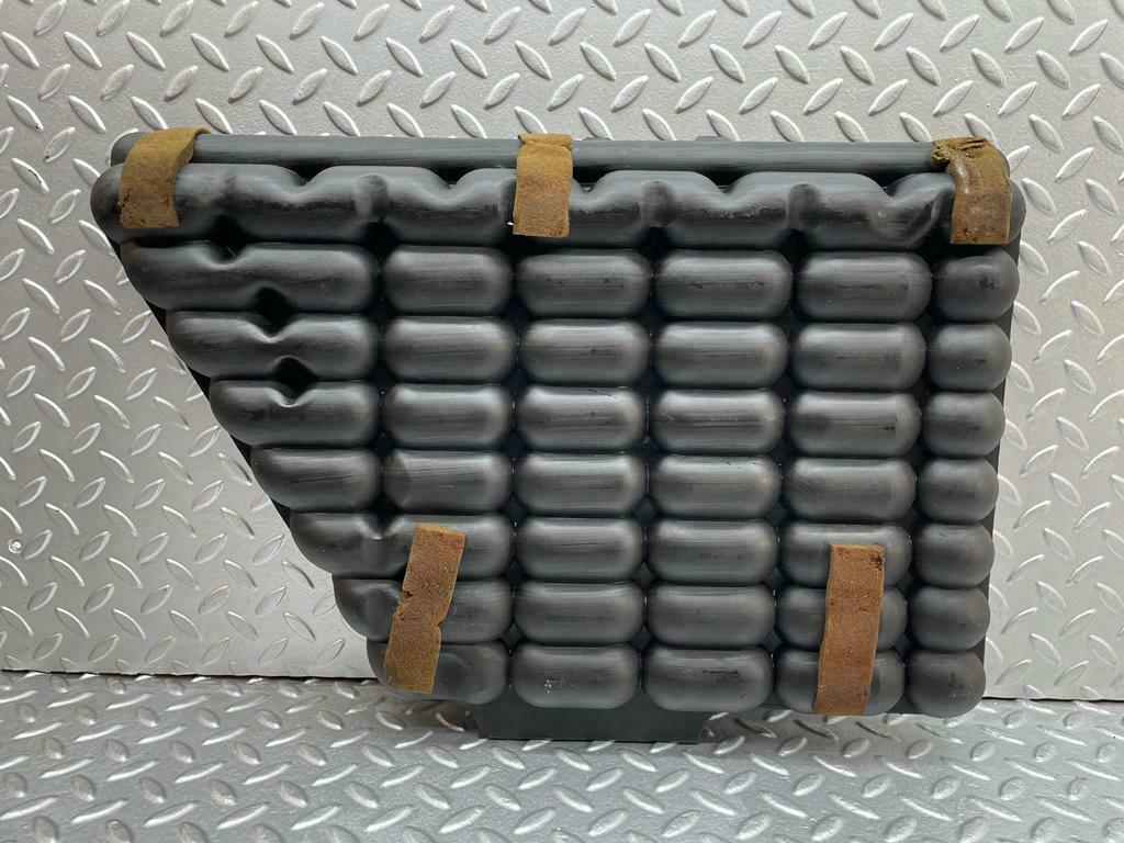 0176 Mercedes-Benz W116 350SE Vacuum Reservoir Tank