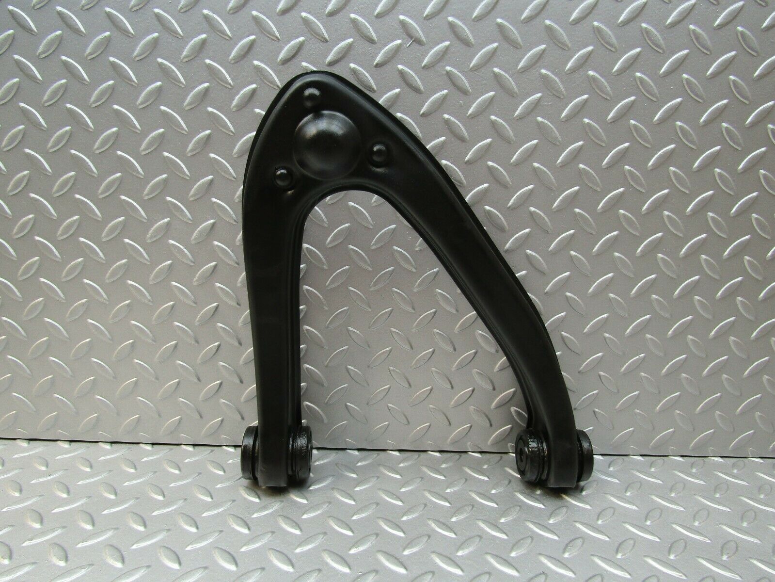 3345 Mercedes-Benz W115 220D Upper Control Arm Front Left