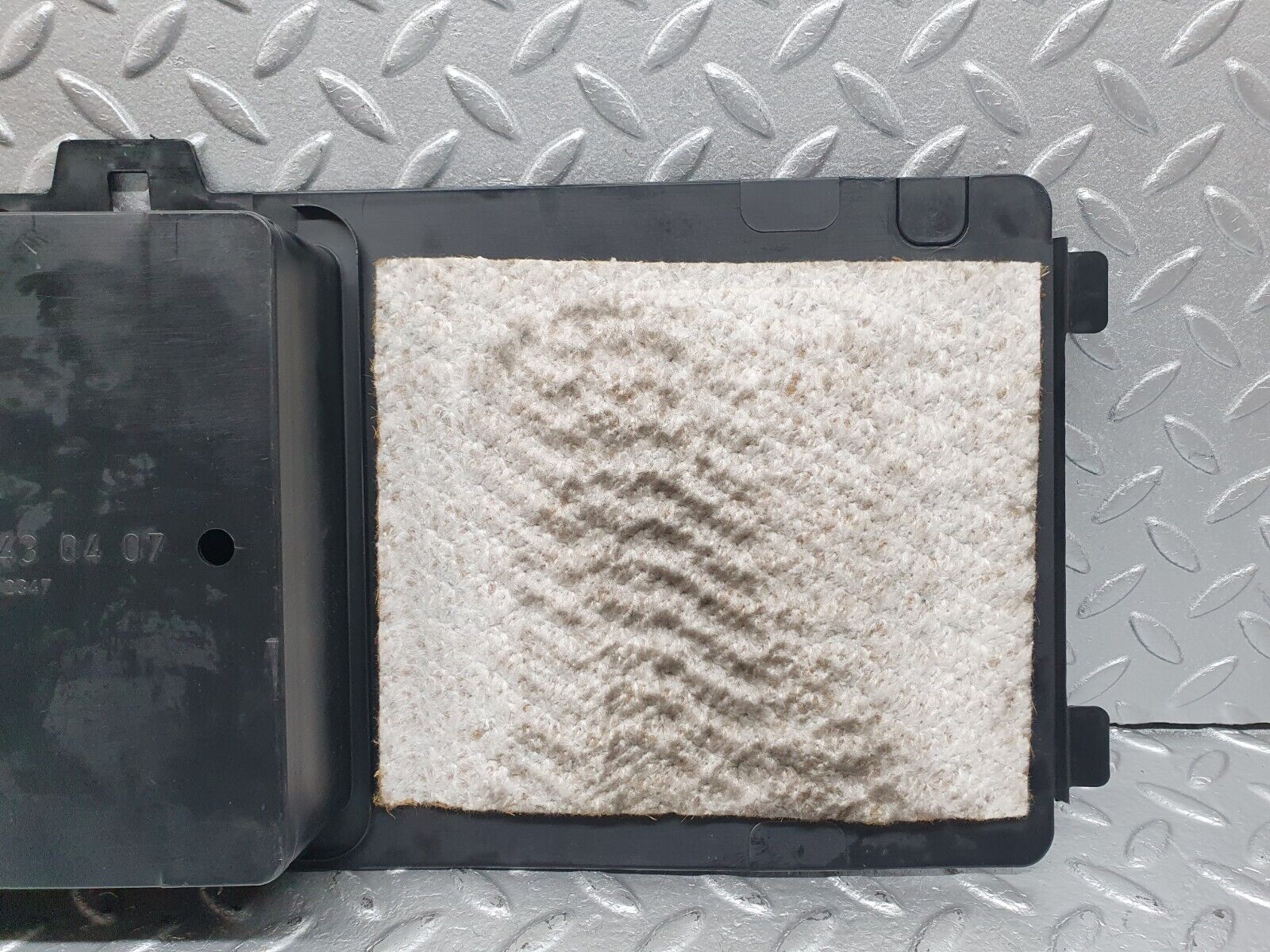 40992 Mercedes-Benz W126 300SE Rear Right Parcel Shelf Storage 1268430407