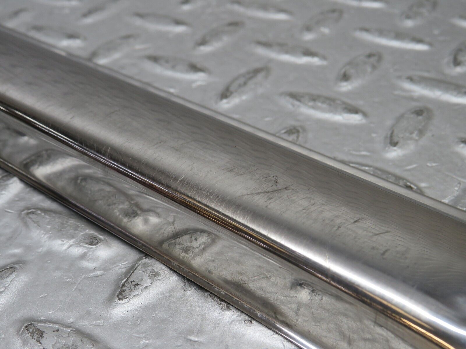 37384 Mercedes-Benz W109 300SEL Rear Left Door Sill Chrome