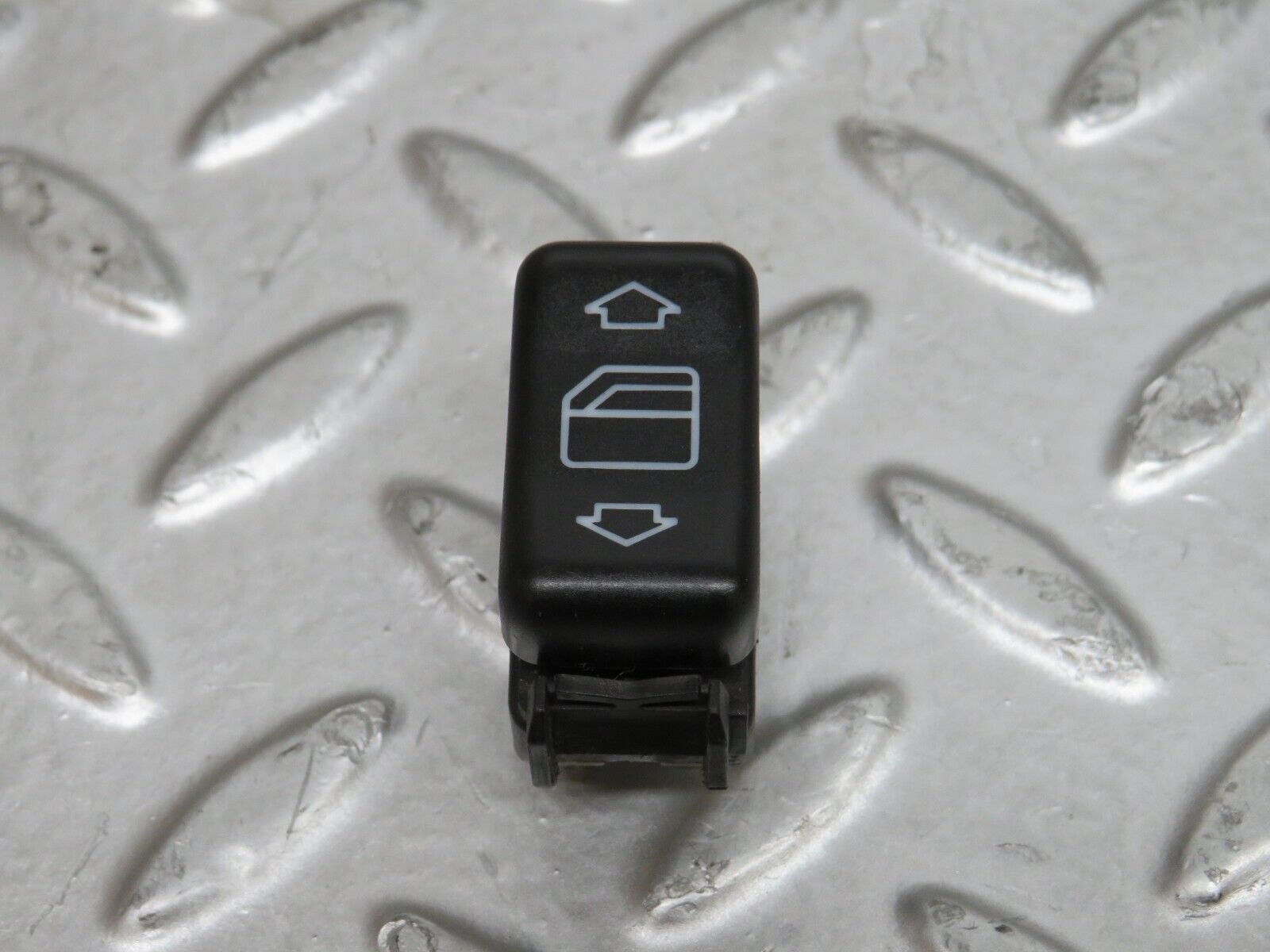 29185 Mercedes-Benz C124 320CE Coupe Left Electric Window Switch 1248209310