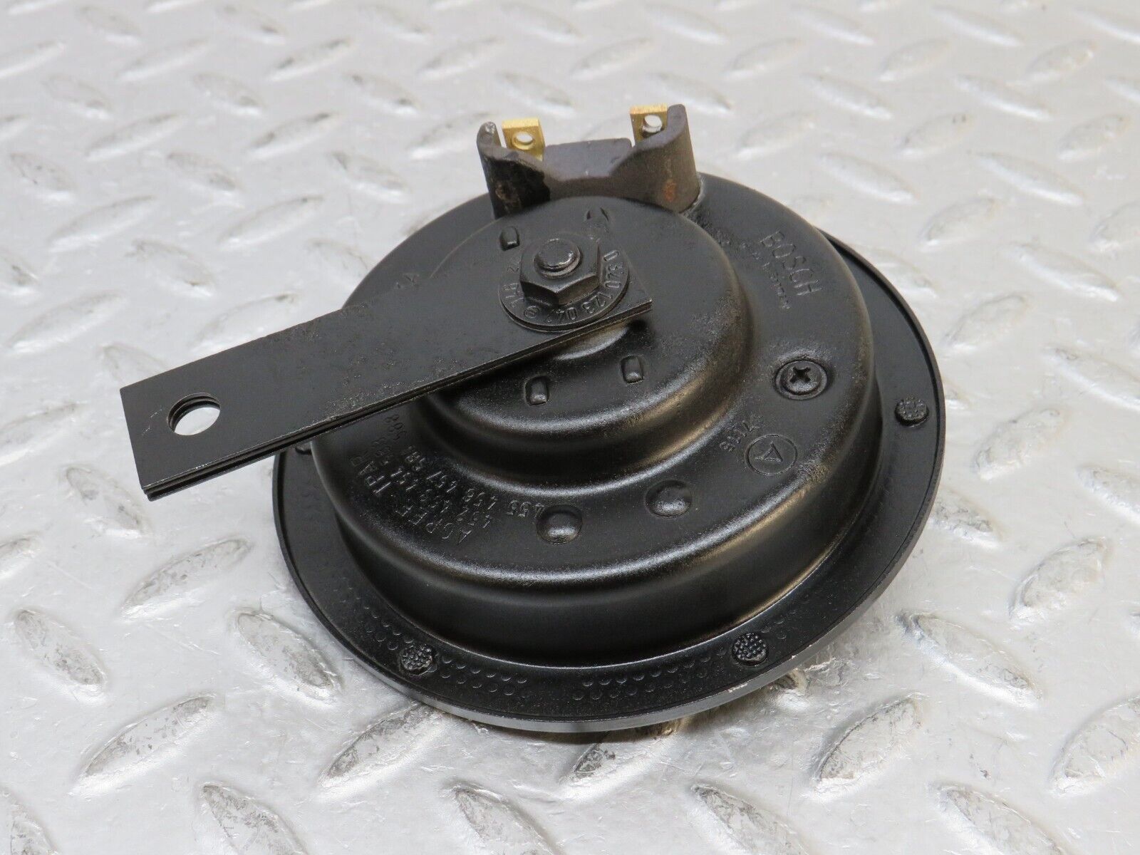 37357 Mercedes-Benz W109 300SEL Horn Bosch IGM3572KA