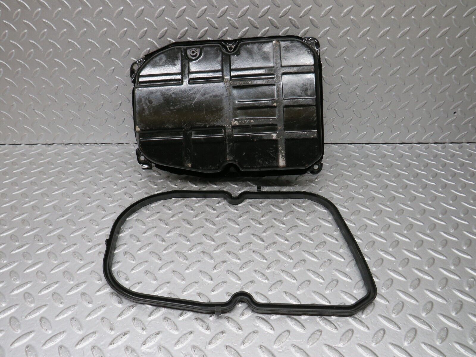 36395 Mercedes-Benz W126 420SE Automatic Gearbox Oil Pan 722.355 1262711080