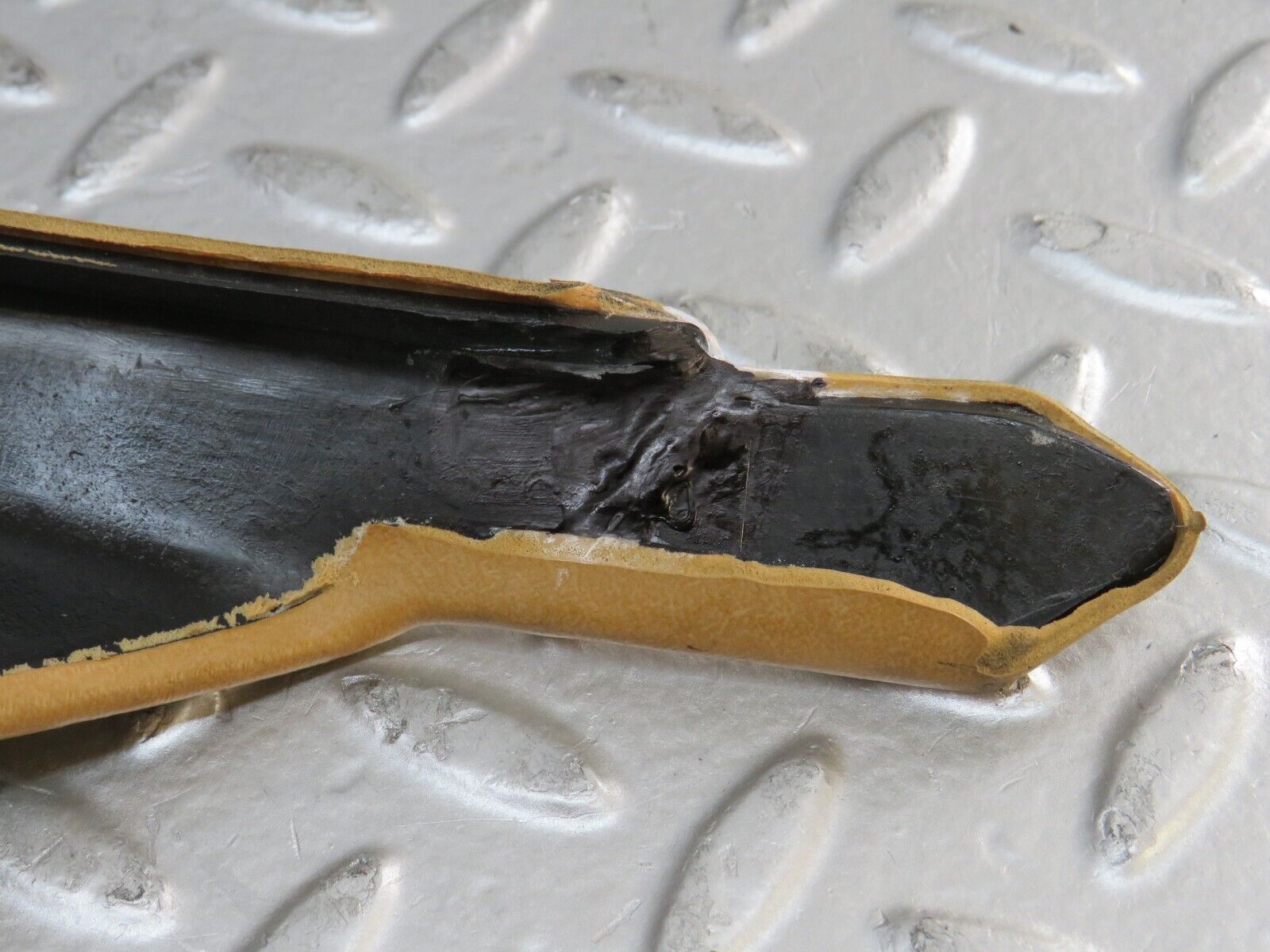 27149 Mercedes-Benz W123 280E C Pillar Cover Left Side Palomino 1236900325