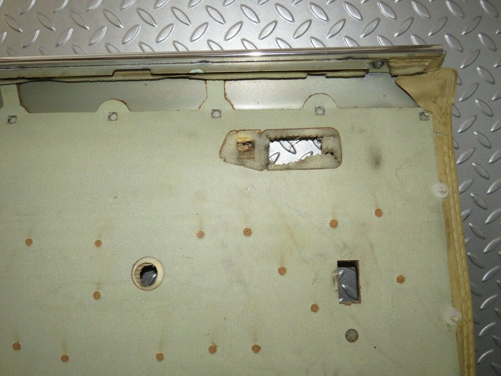 23929 Mercedes-Benz W123 280E Rear Right Door Card Beige