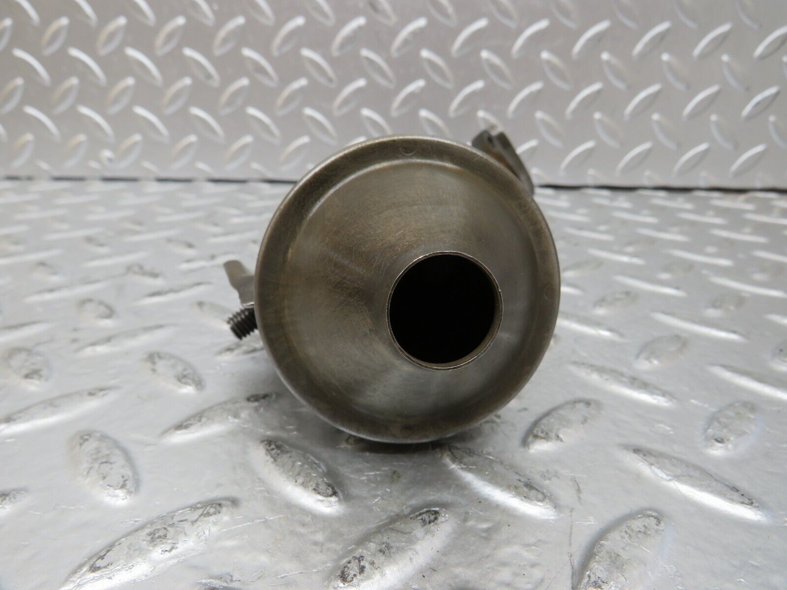 26087 Mercedes-Benz W123 200 Oil Pump Filter