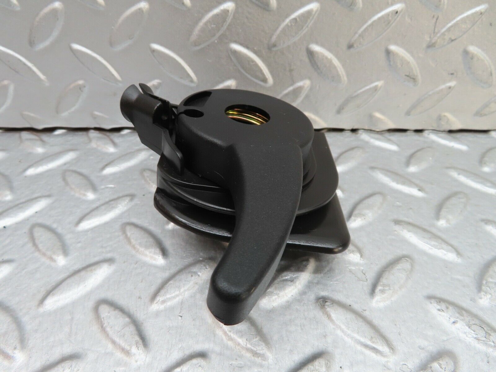 19362 Mercedes-Benz C140 CL420 Coupe Hood Opener Bonnet Opener Release