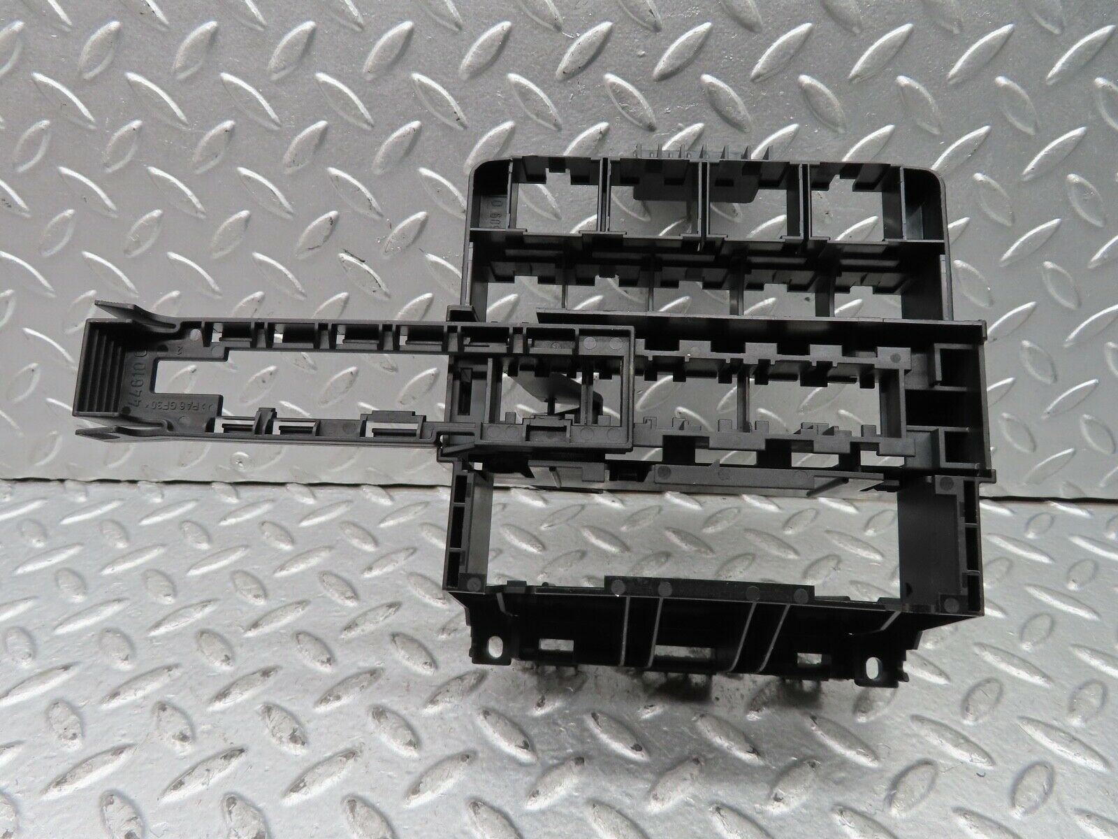 19686 Mercedes-Benz C140 CL420 Coupe Relay Bracket 1405456440