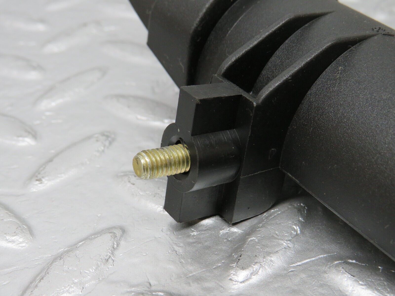 34079 Mercedes-Benz W124 260E Steering Column Cable Bracket 1245460443