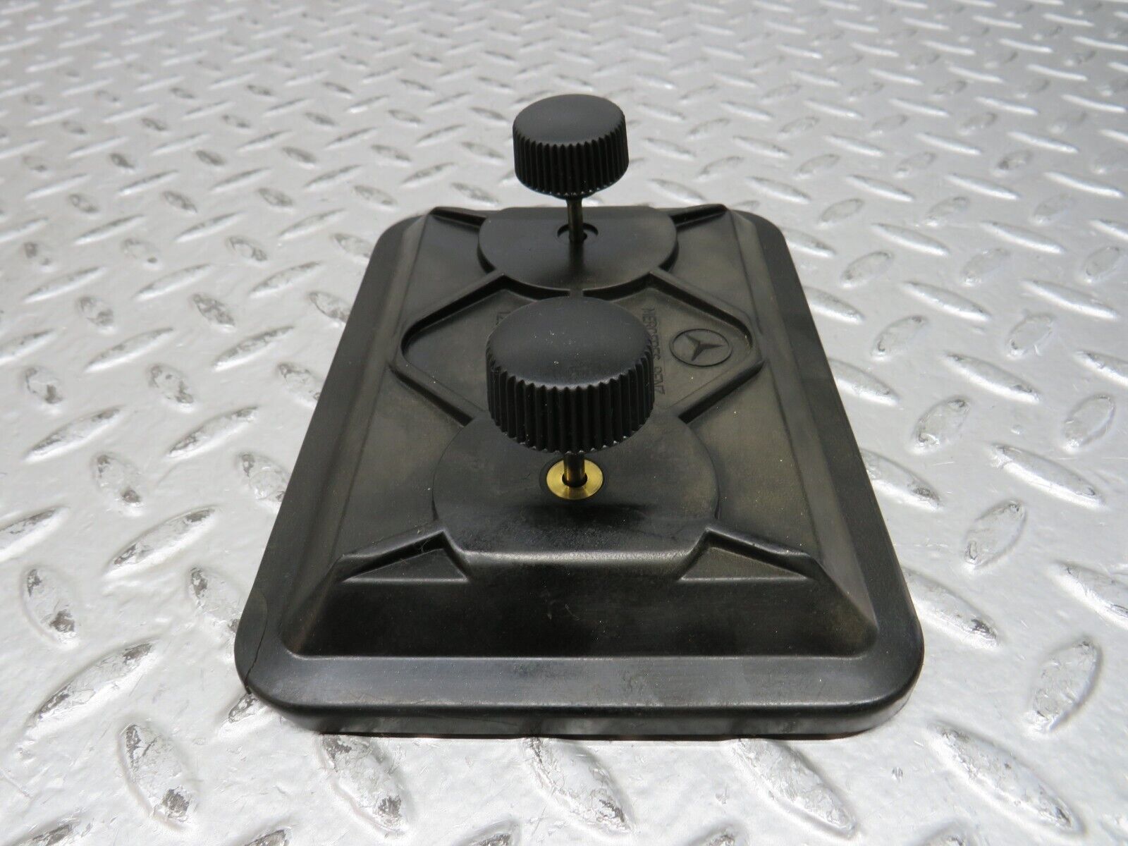 28750 Mercedes-Benz W123 230E Fuse Box Cover Lid 1235400082