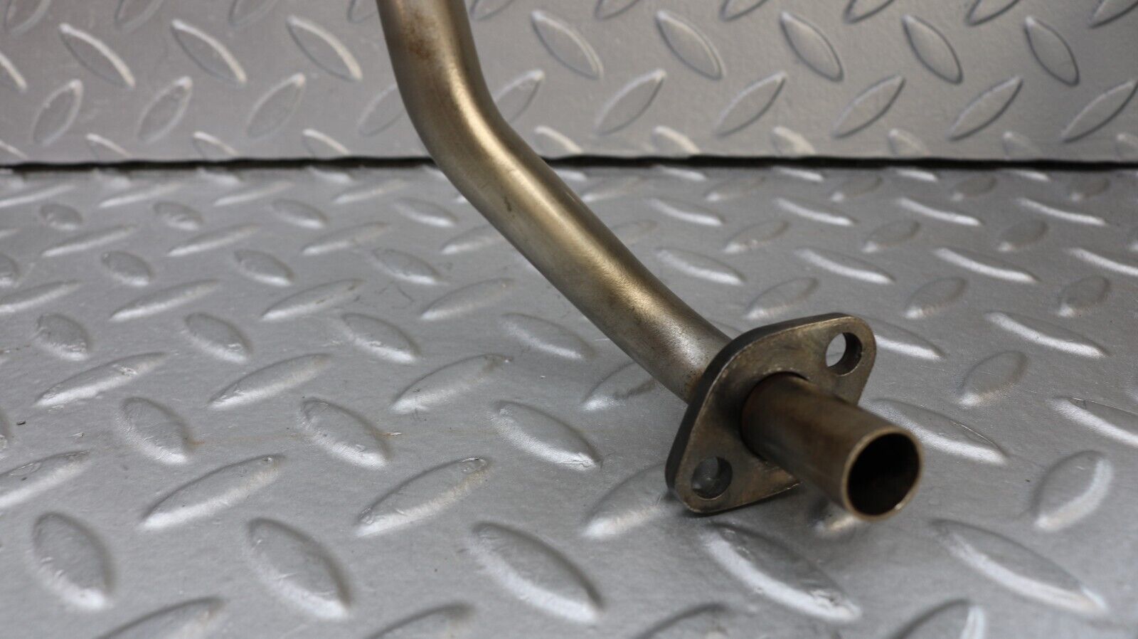 37190 Mercedes-Benz C126 420SEC Coupe EGR Valve Hose Pipe