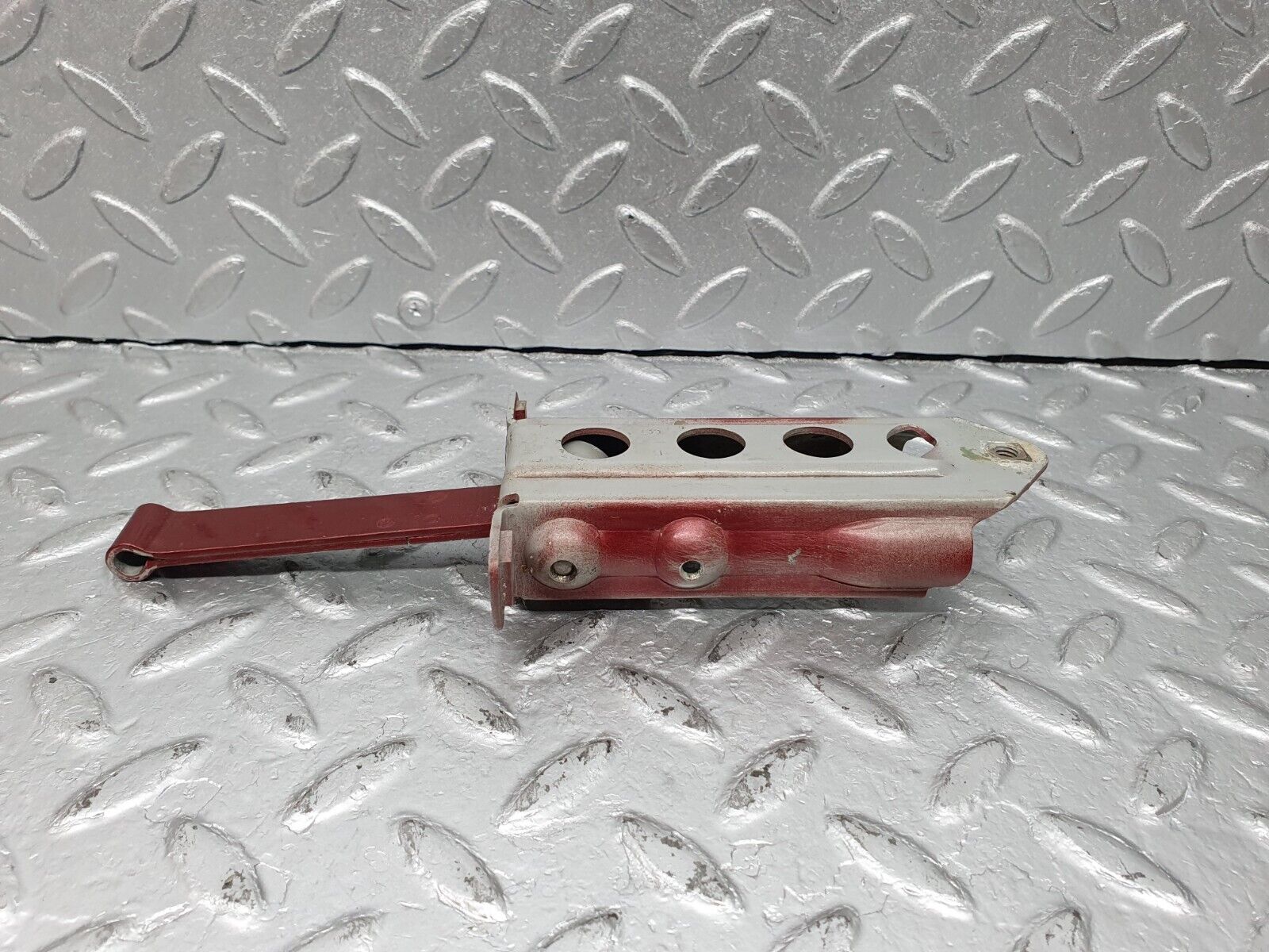 41077 Mercedes-Benz W126 300SE Door Safety Check Strap Rear