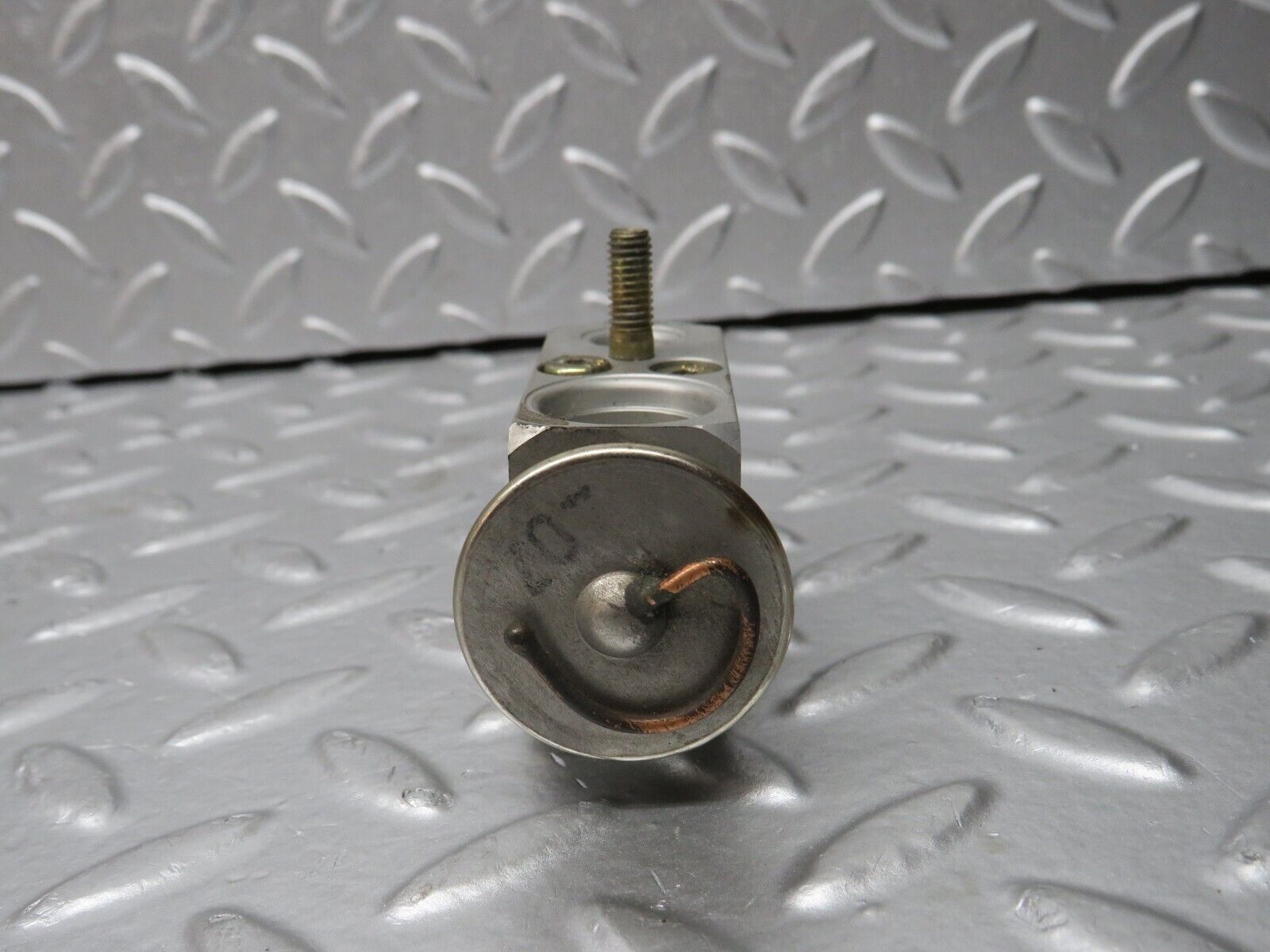 31911 Mercedes-Benz S124 220TE Wagon Air Condition Expansion Valve 1248300484