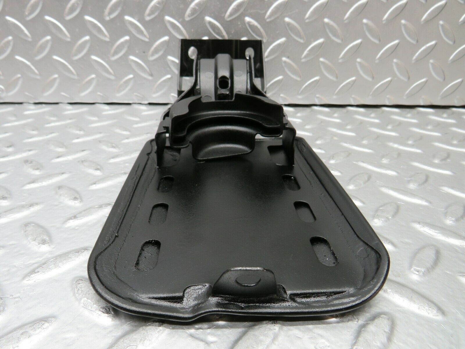 23152 Mercedes-Benz C123 230CE Coupe Fuel Tank Flap Cap Without Spring