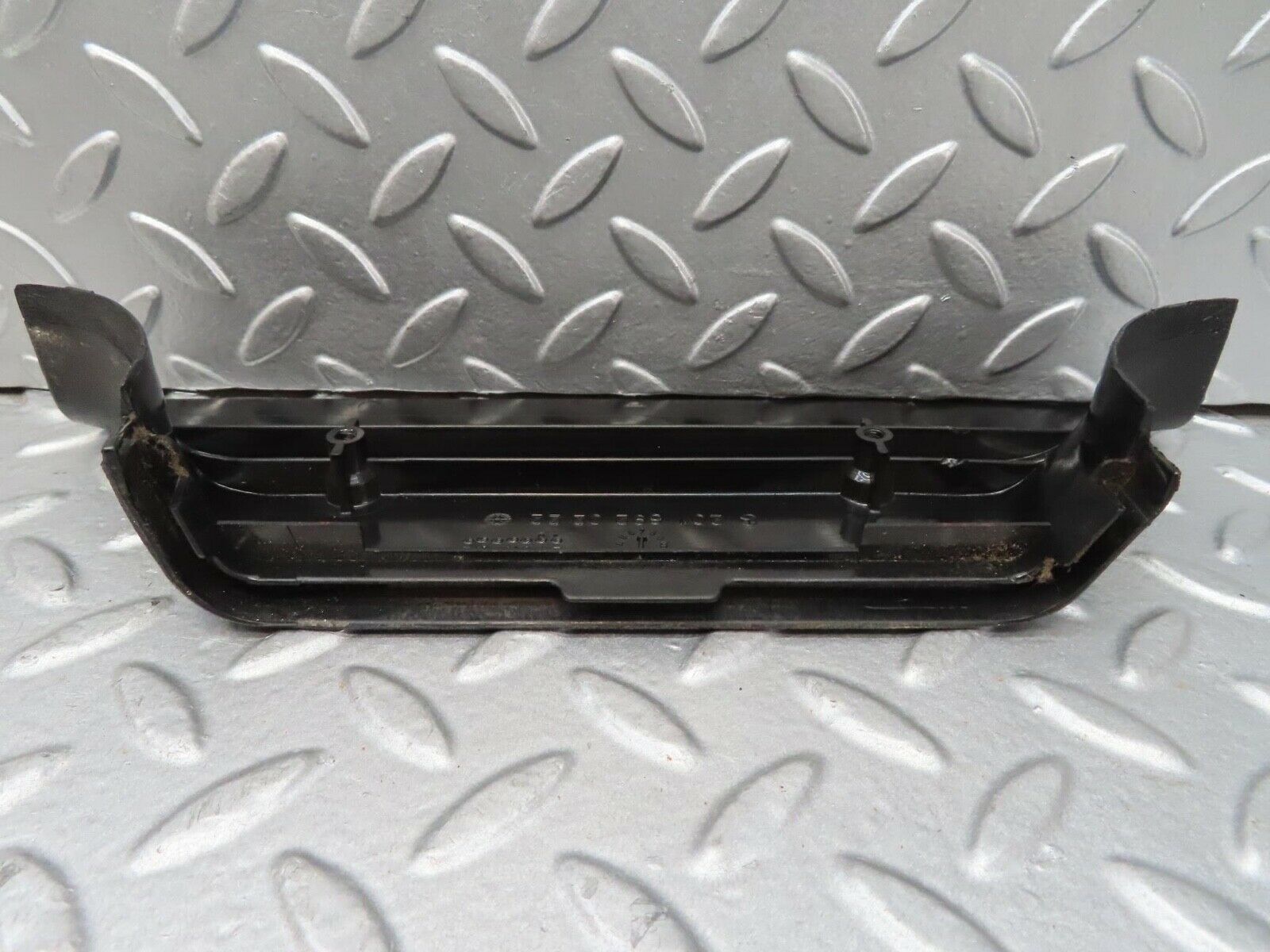 14643 Mercedes-Benz W201 190E B Pillar Bottom Cover Right Side 2016920222