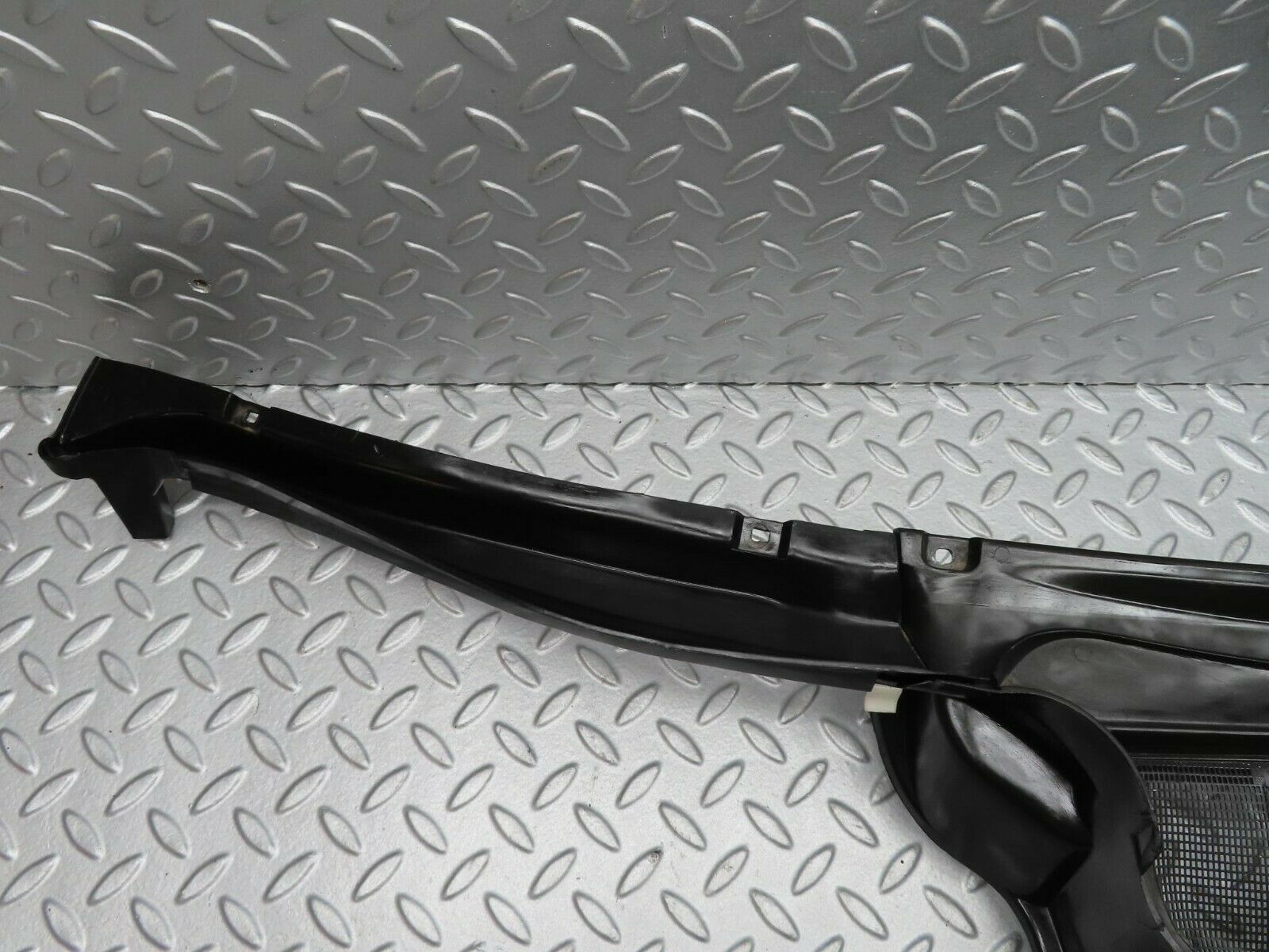 16300 Mercedes-Benz W124 260E Wiper Mechanism Cover Panel 1246200978