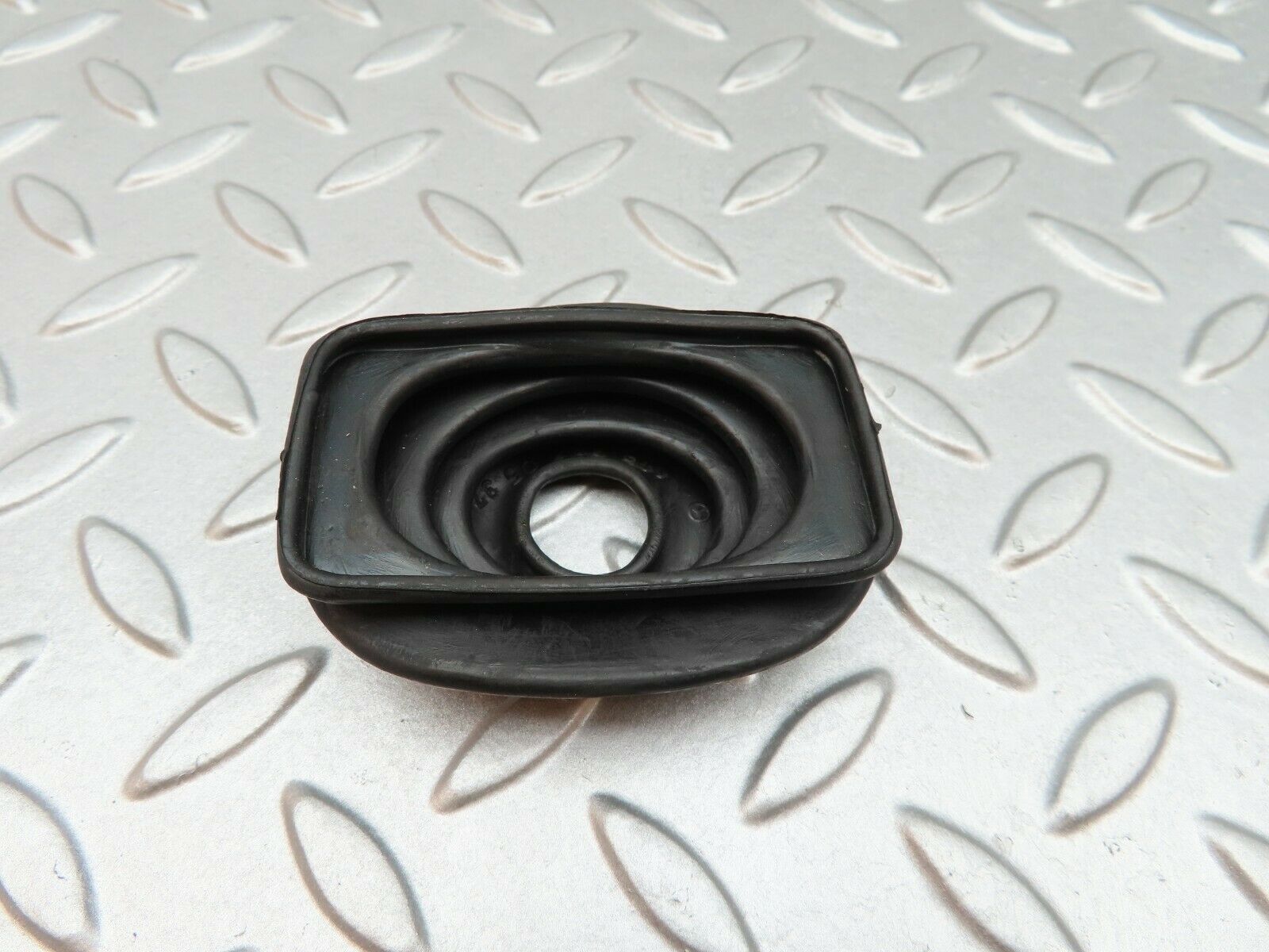 3417 Mercedes-Benz W108 280SE Automatic Shifter Lower Rubber Cover 1152670597