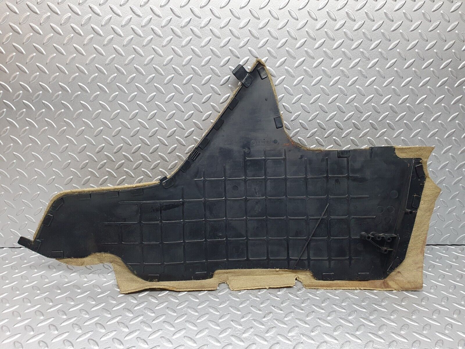 41063 Mercedes-Benz W126 300SE Centre Console Carpet Left Beige 1266831525