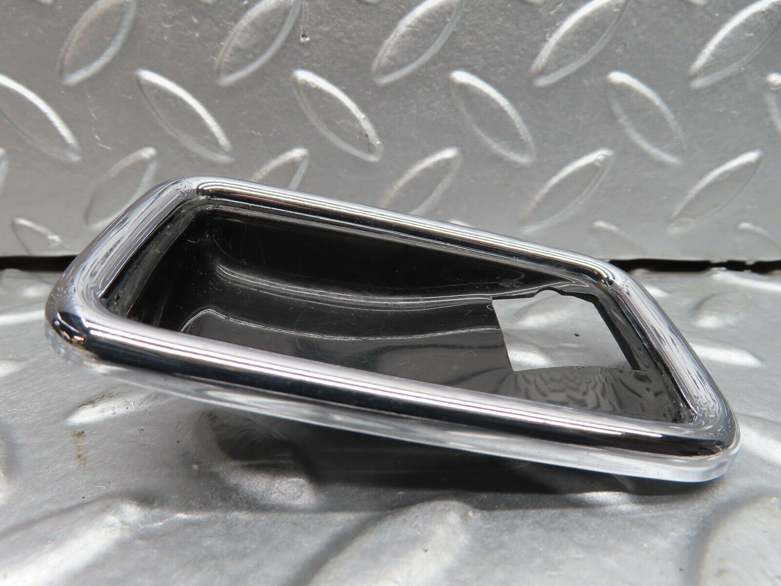 21080 Mercedes-Benz W123 230E Chrome Frame For Door Opener Left 1087660511