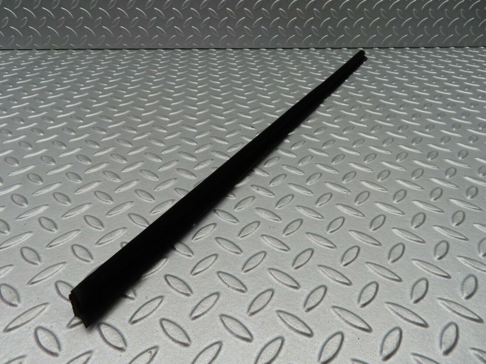 5271 Mercedes-Benz W124 230E Inner Window Weatherstrip Seal Front Right