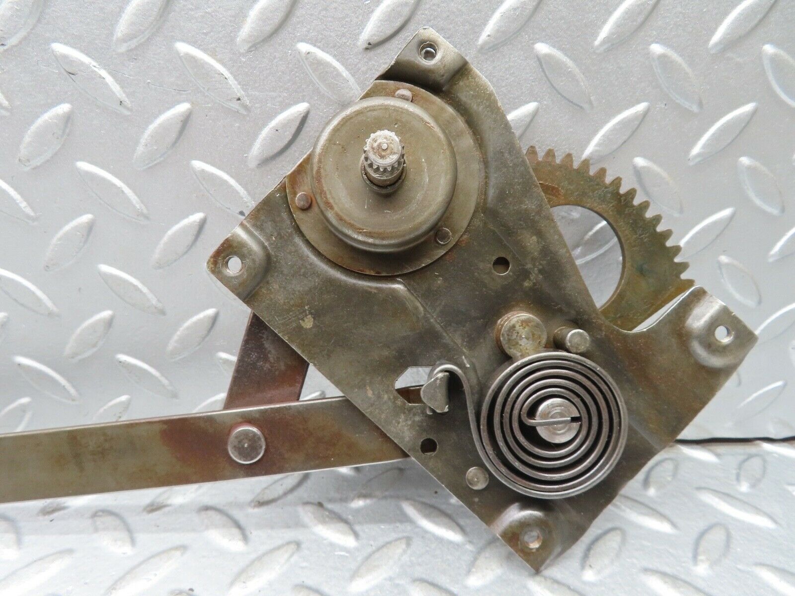 18825 Mercedes-Benz W121 190b Ponton Front Left Manual Window Regulator