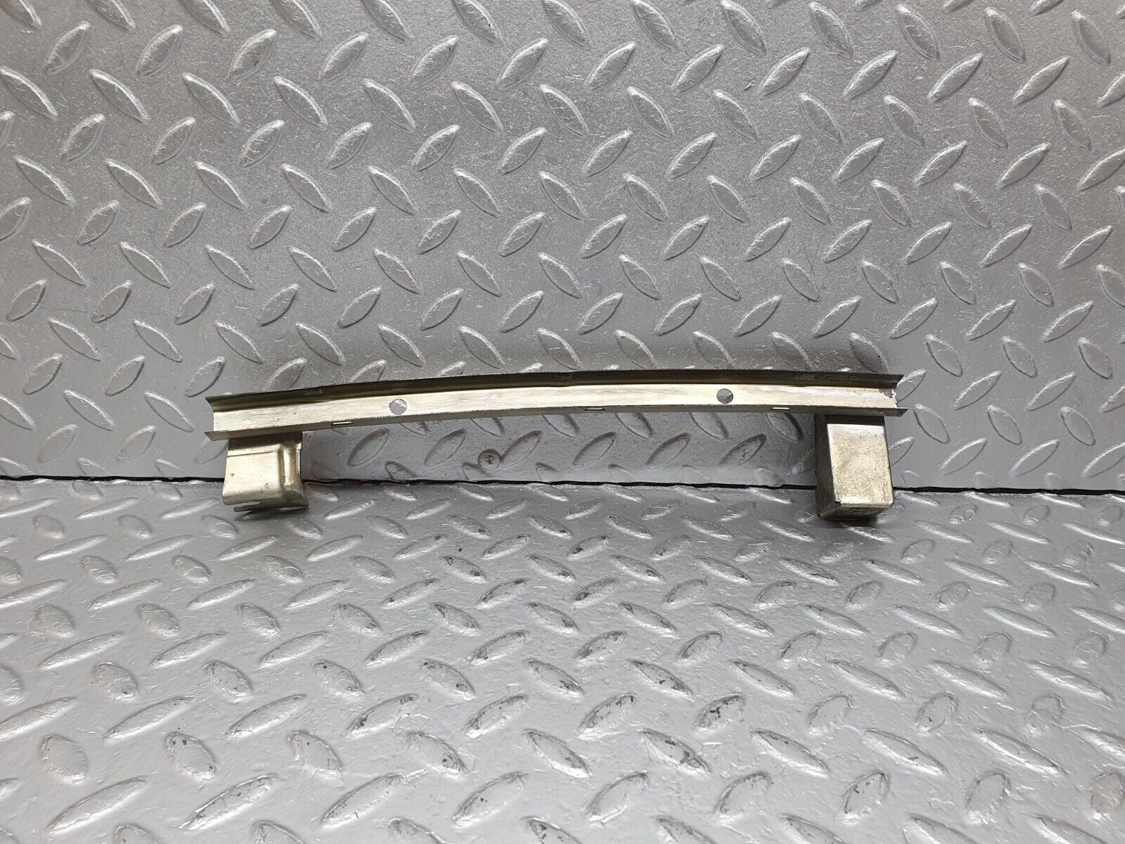 41067 Mercedes-Benz W126 300SE Rear Left Door Window Channel